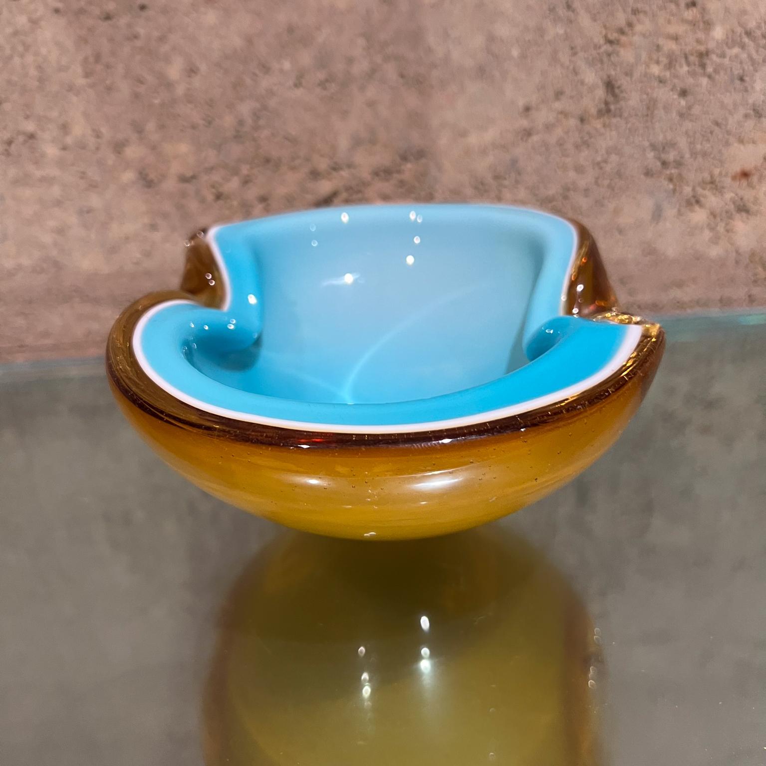 1970s Murano Art Glass Sensual Bowl Turquoise and Amber  In Good Condition For Sale In Chula Vista, CA