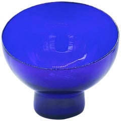 1970s Murano Blue Italian Art Glass Footed Bowl Vase