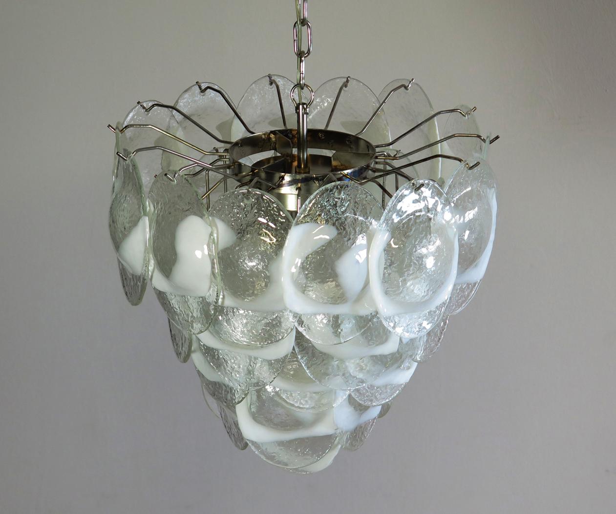 1970's Murano Chandelier by Mazzega - 41 Lattimo Glasses In Good Condition For Sale In Gaiarine Frazione Francenigo (TV), IT