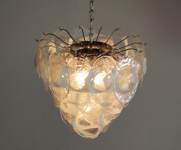 Lustre de Murano des années 1970 par Mazzega - 41 verres Lattimo - En ...