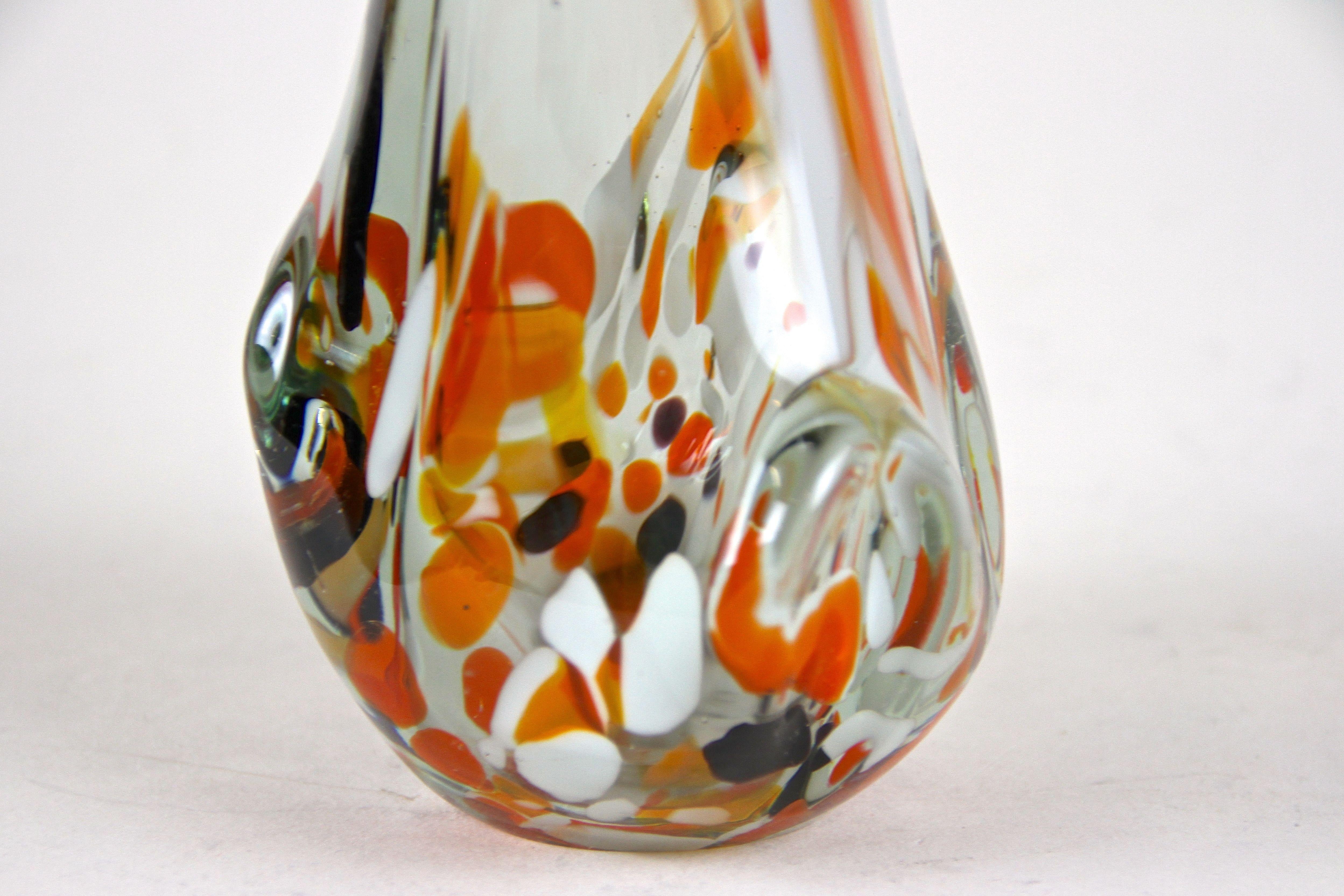 1970s Murano Clear Glass Vase with Color Spots, Italy, circa 1970 In Good Condition For Sale In Lichtenberg, AT
