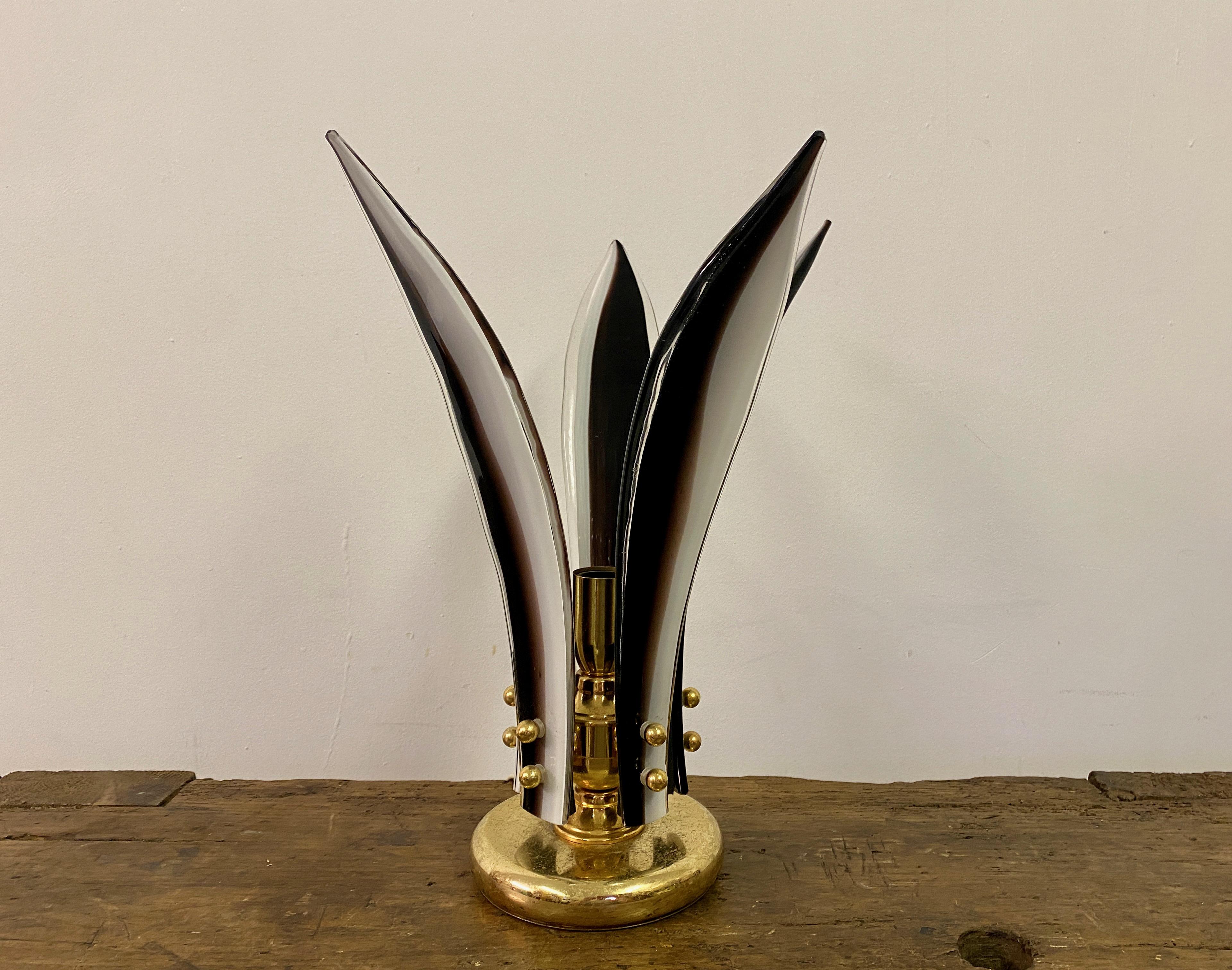 Mid-Century Modern 1970S Murano Glass And Brass Leaf Lamp For Sale