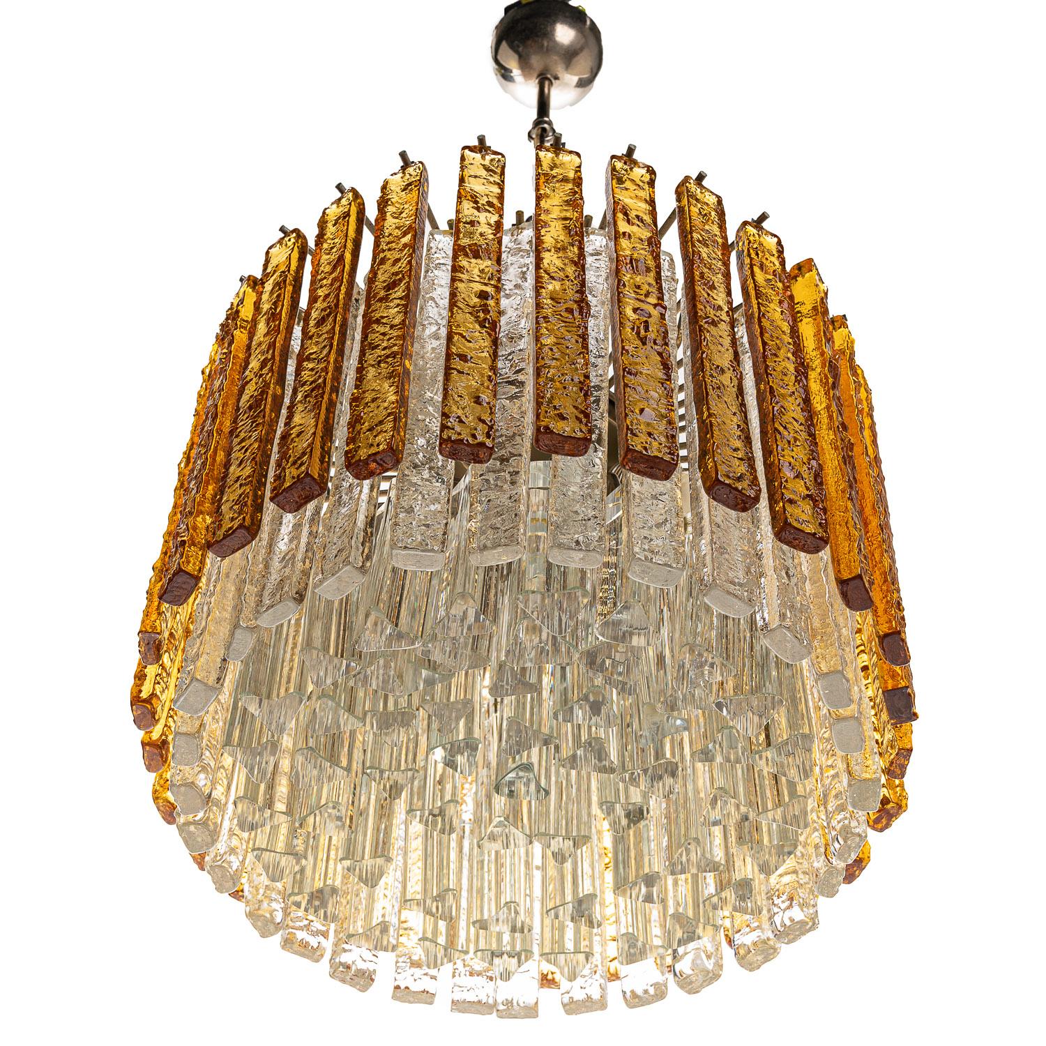 1970's Murano Glass and Chrome Chandelier by Venini In Good Condition For Sale In Schoorl, NL