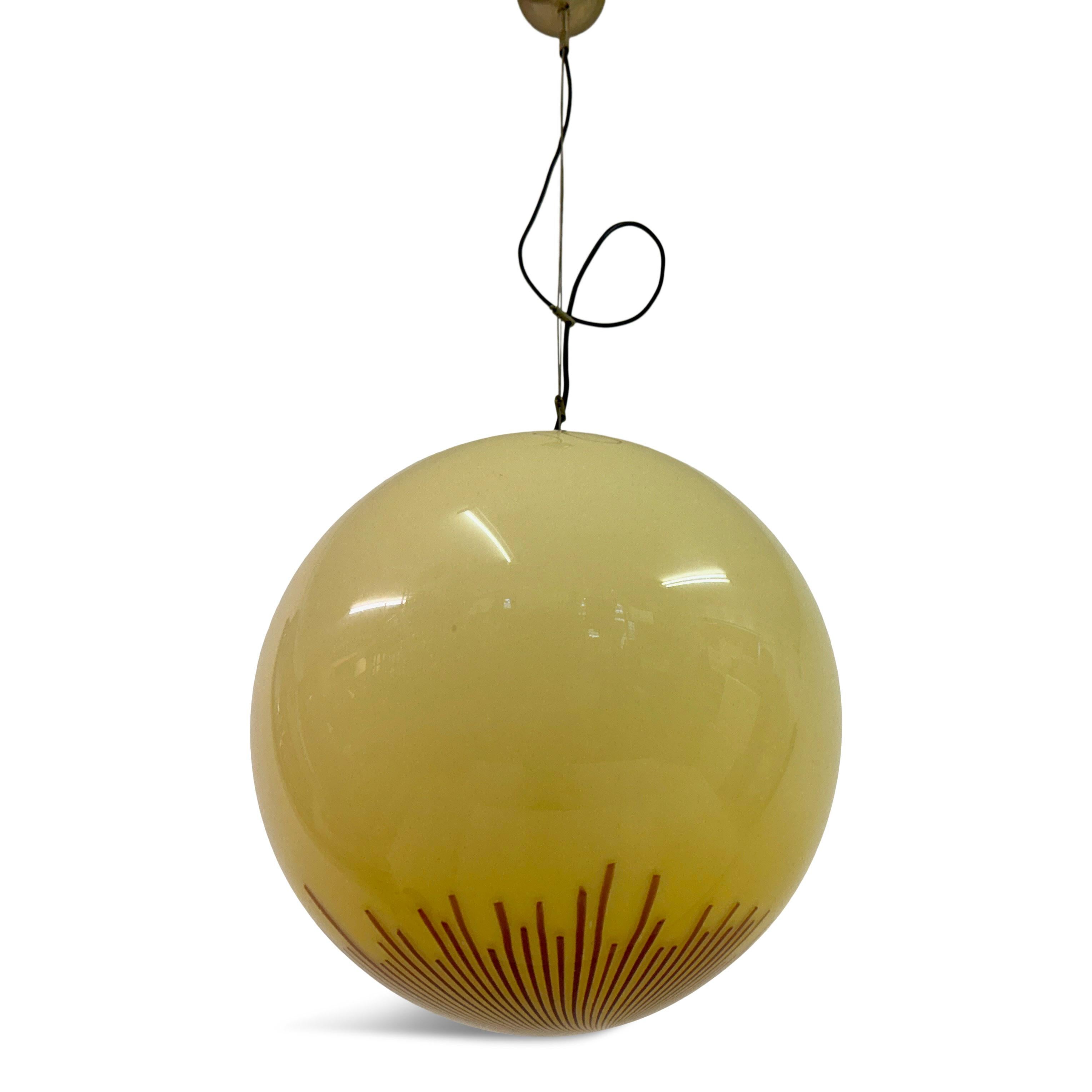 Sphere or ball pendant

by La Murrina

Anemone pattern

Murano glass

Can be height-adjusted

Italy 1970s
