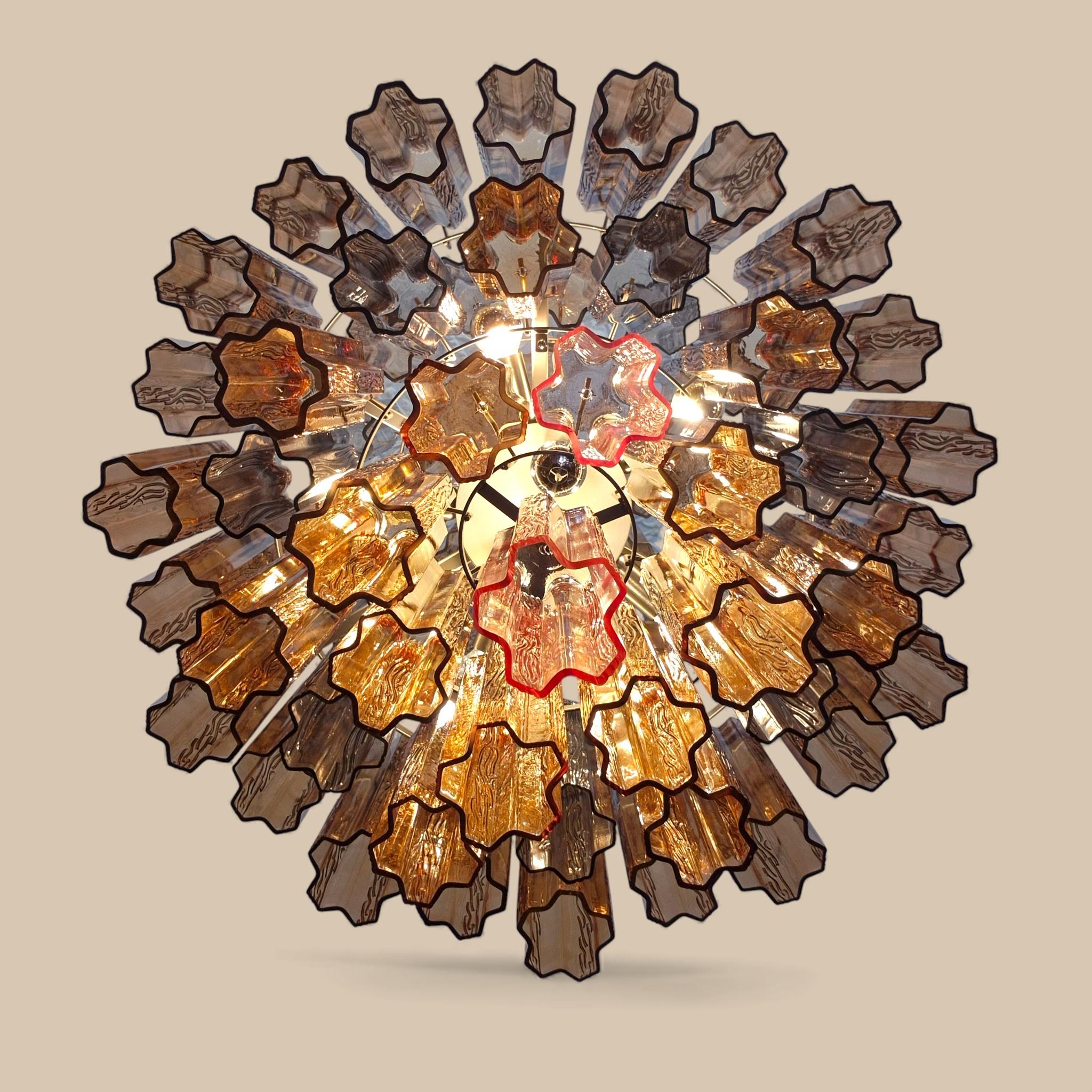 Lámpara de cristal de Murano de los años setenta con pantallas anaranjadas polilobuladas tubos, Italia en venta 1