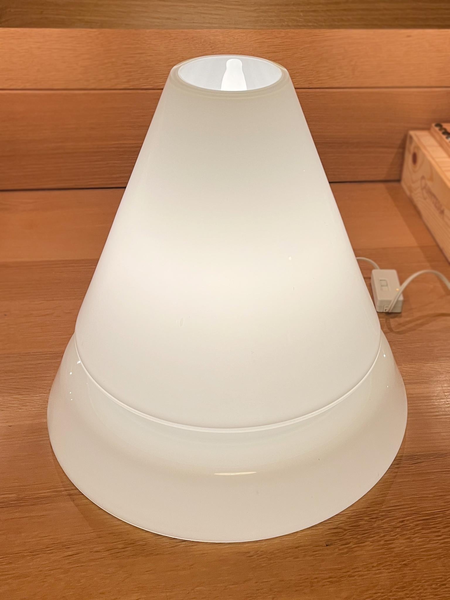 Lámpara de mesa de cristal de Murano de los años 70 en venta 2