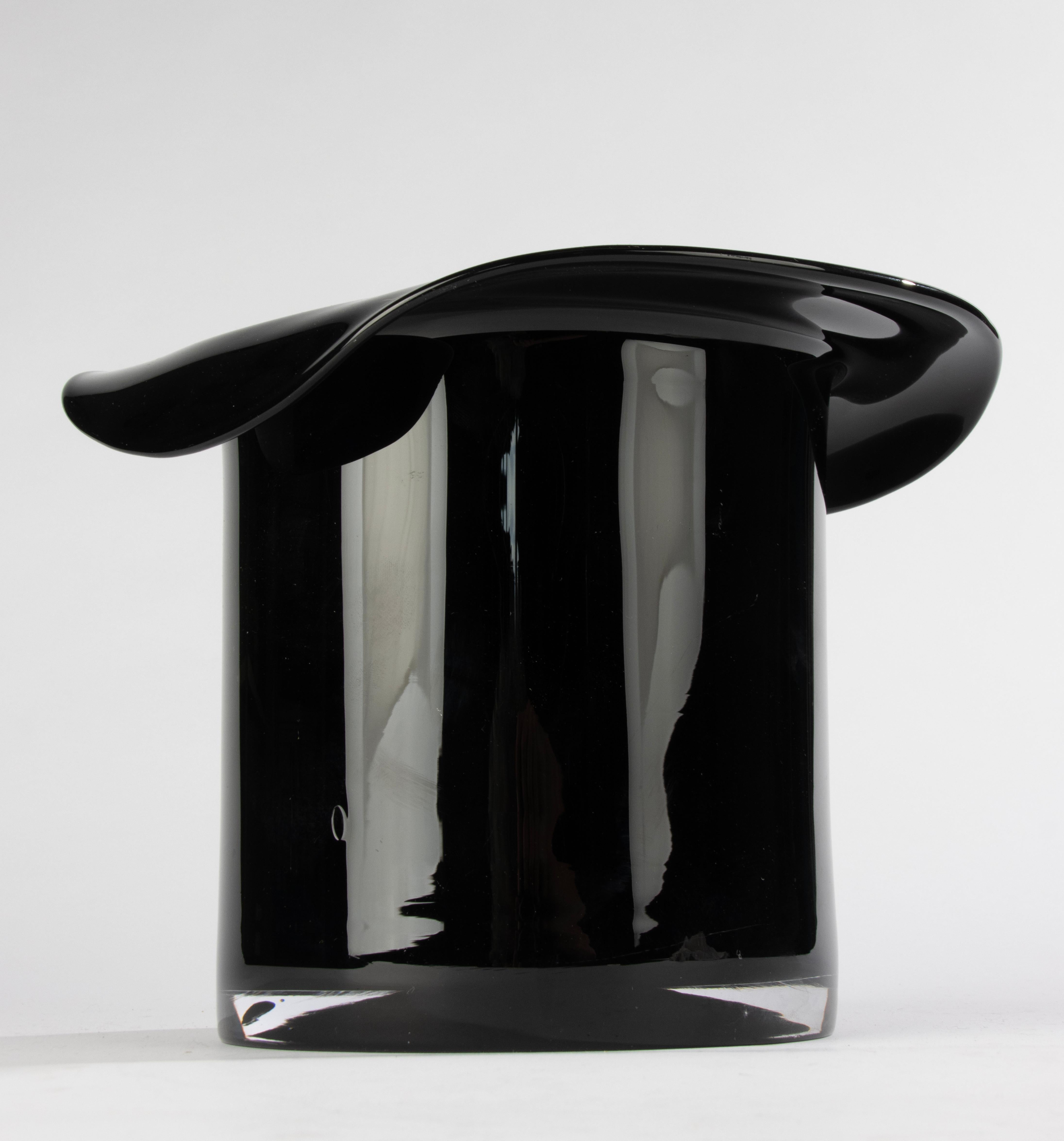 1970's Murano Glass Wine Cooler - Shaped as Top Hat im Angebot 5