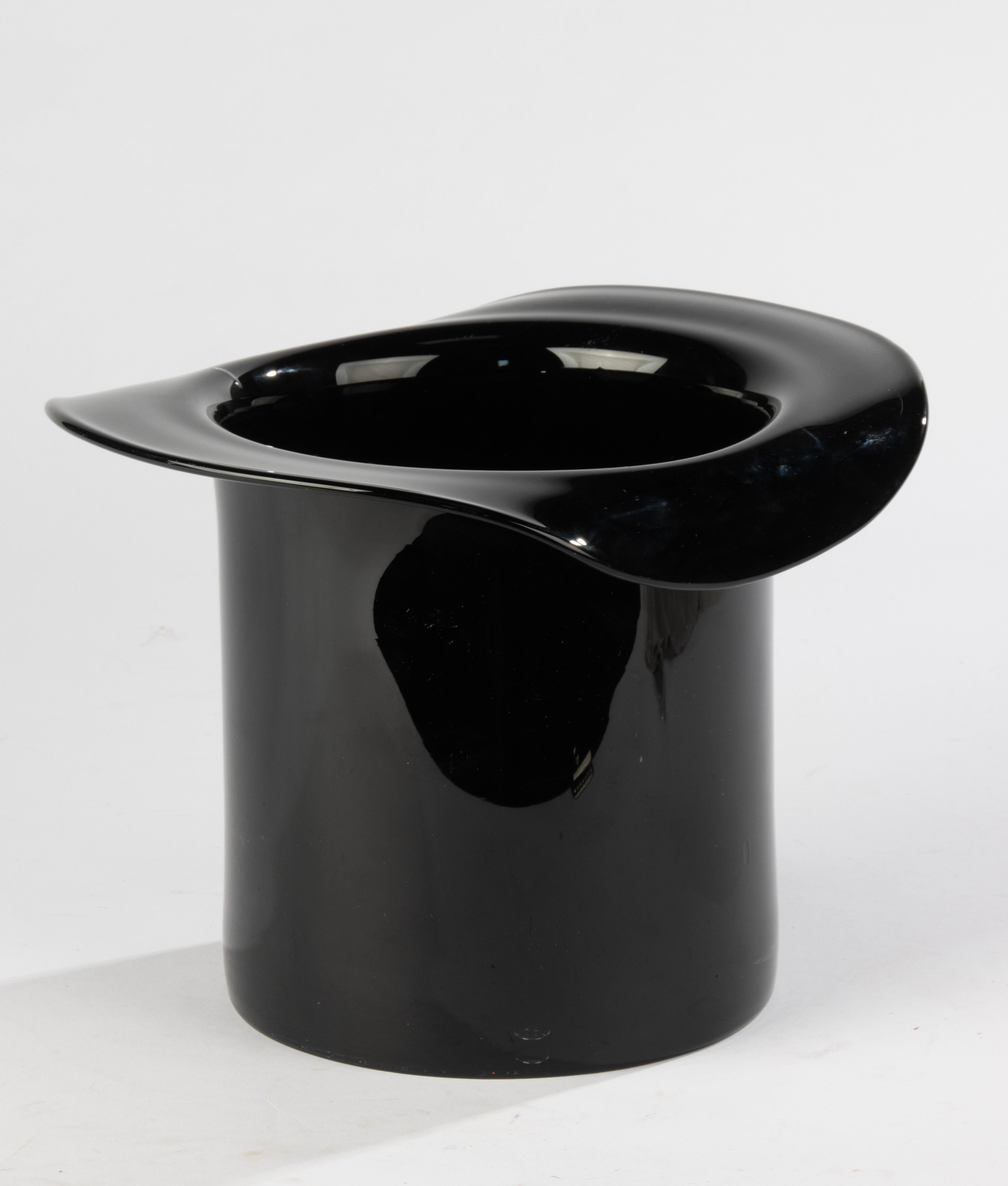 1970's Murano Glass Wine Cooler - Shaped as Top Hat im Angebot 9