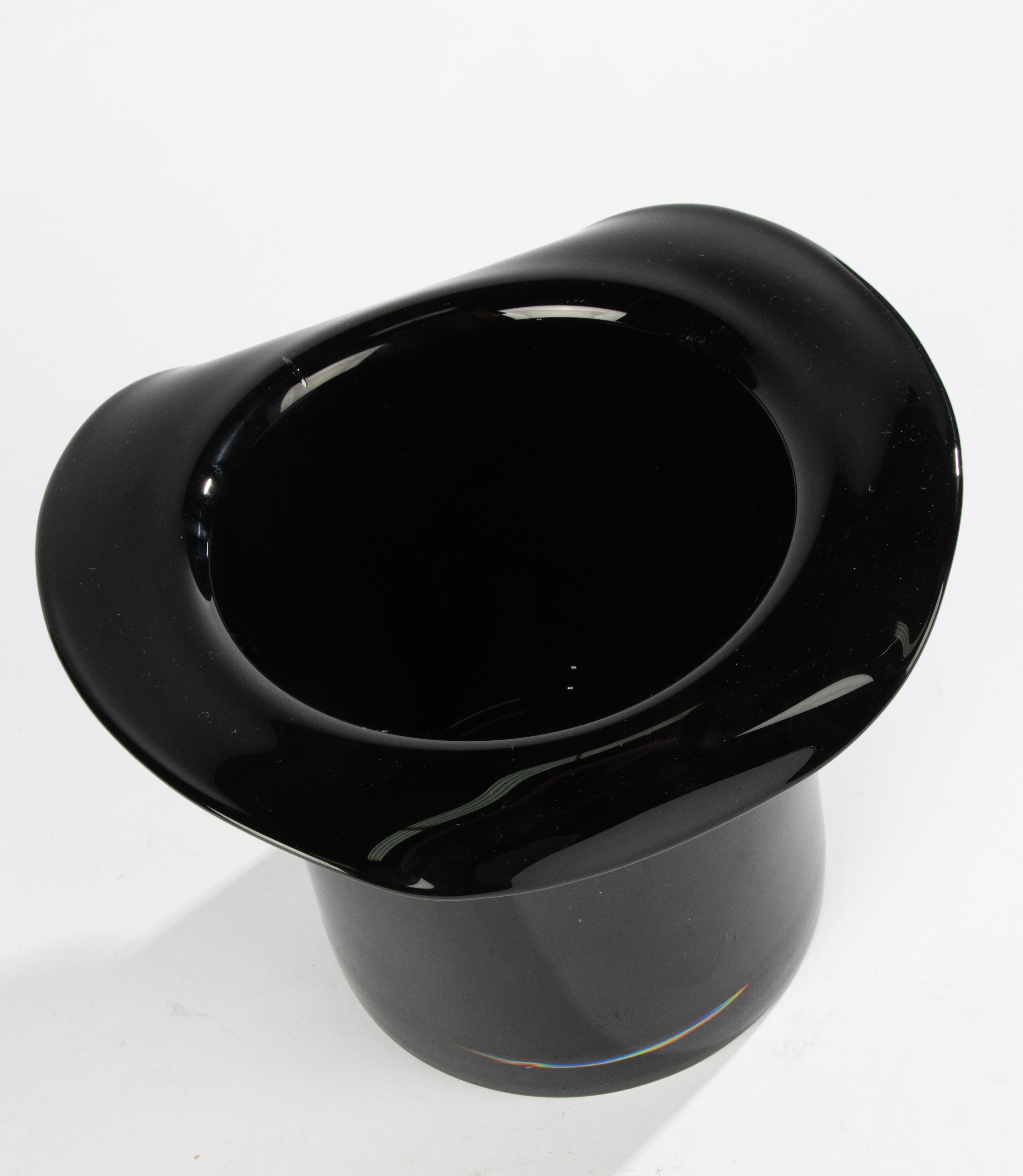 1970's Murano Glass Wine Cooler - Shaped as Top Hat im Angebot 1
