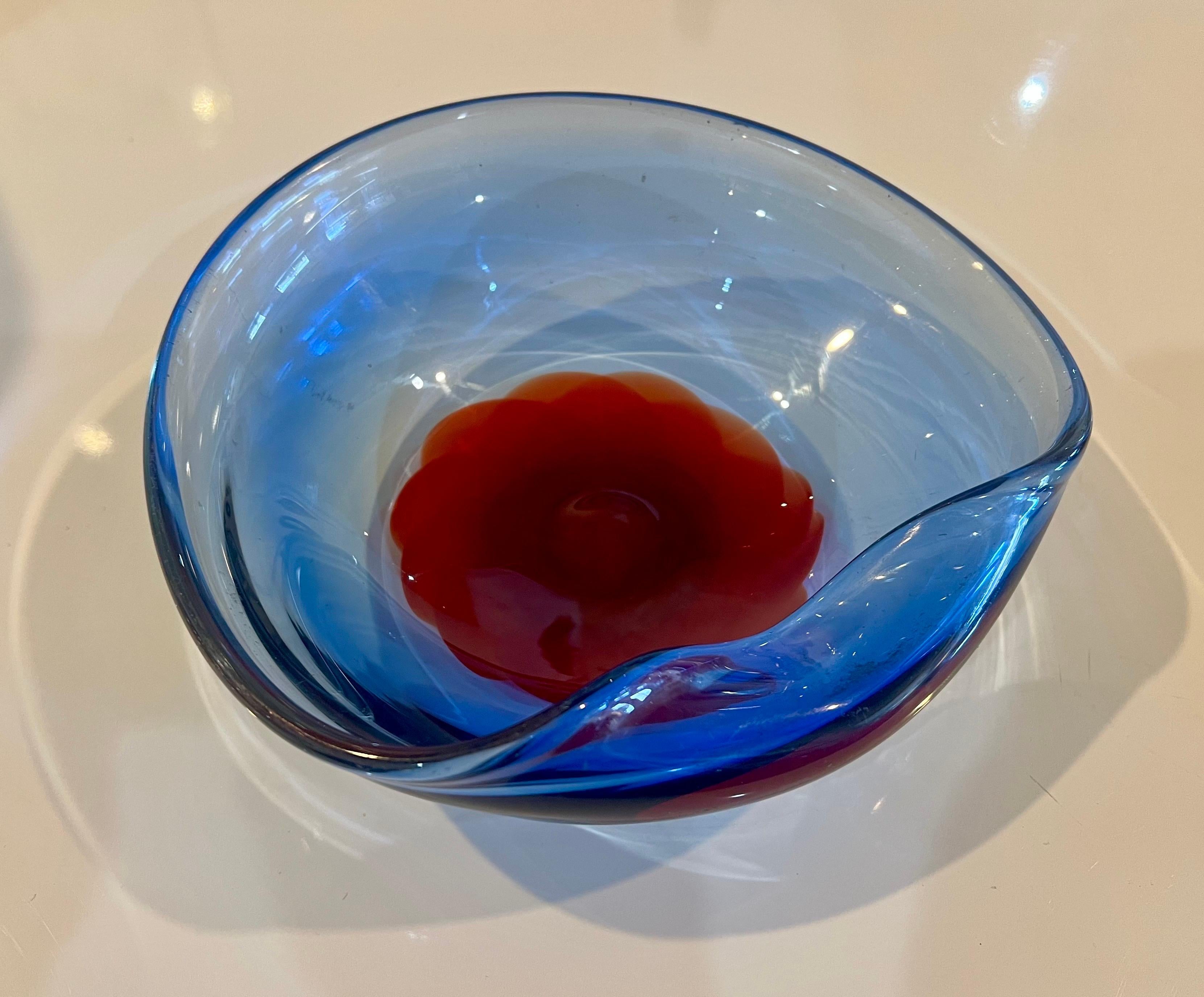 Cuenco de forma libre de Murano Italia de 1970 Cógelo todo en Excelente estado para la venta en San Diego, CA