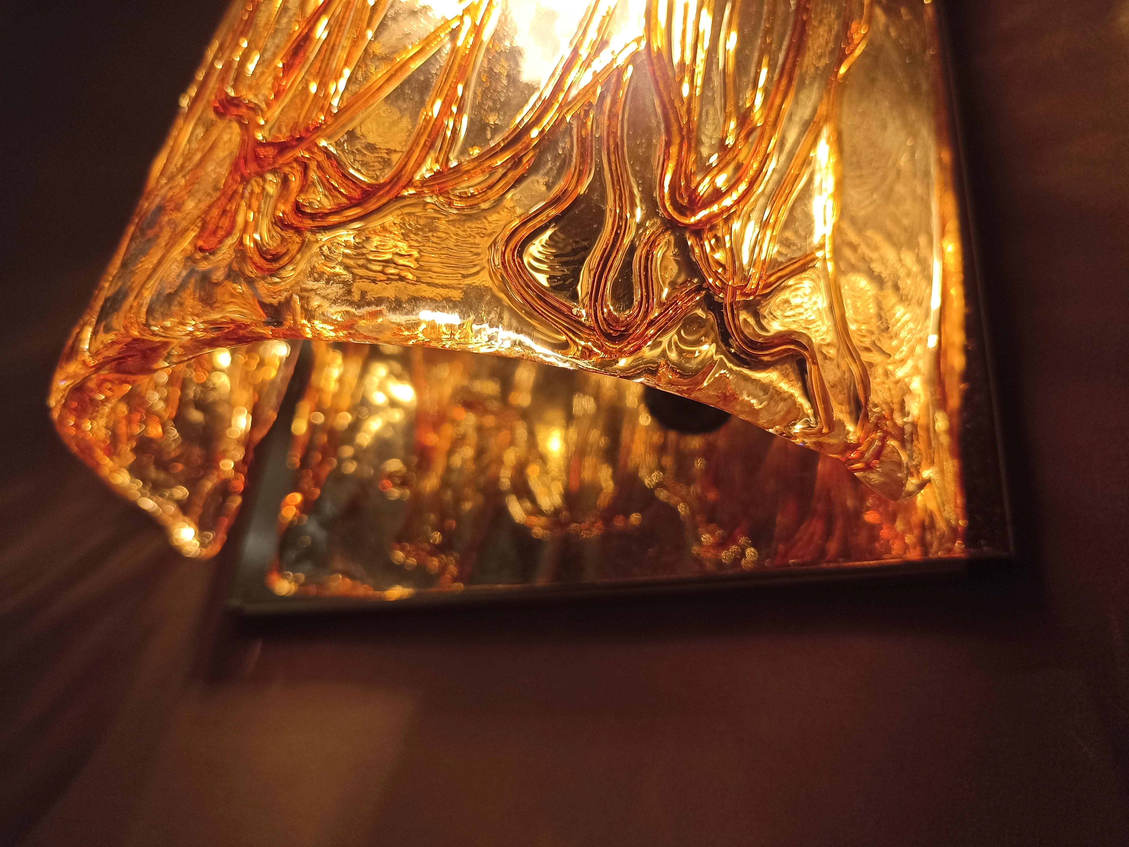 1970s Murano La Murrina art glass and gilded metal wall lamp. For Sale 7