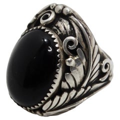 Vintage 1970s Native American Silver Onyx Ring