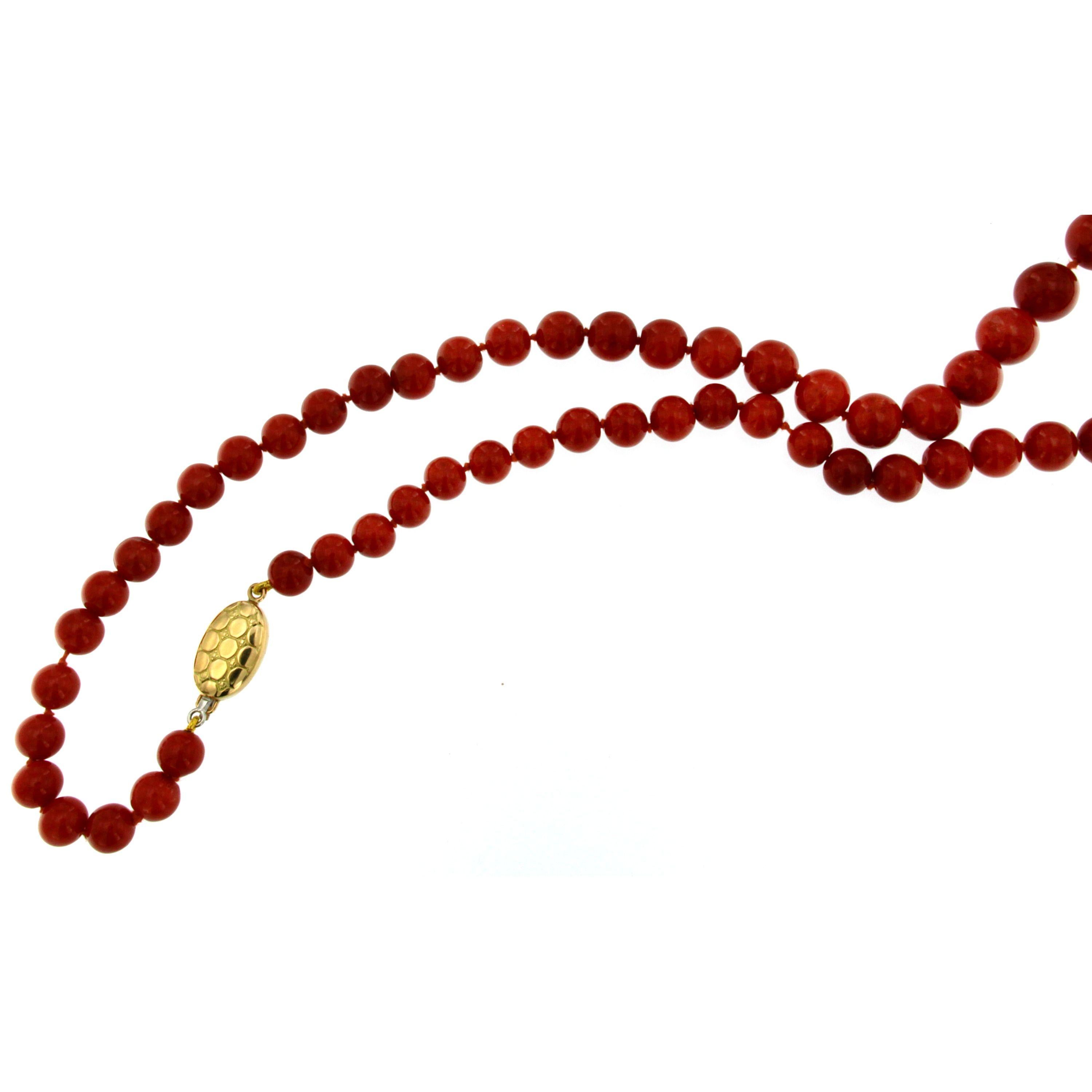 Women's 1970s Natural Mediterranean Coral Long Necklace
