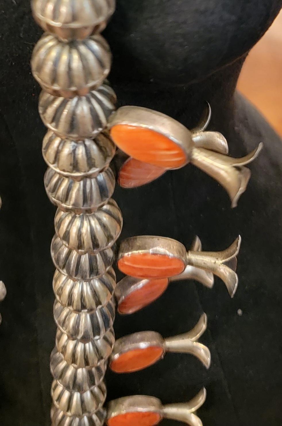 1970s Navajo Shadow box Bisby Turquuoise Mediterranea coral necklace For Sale 2