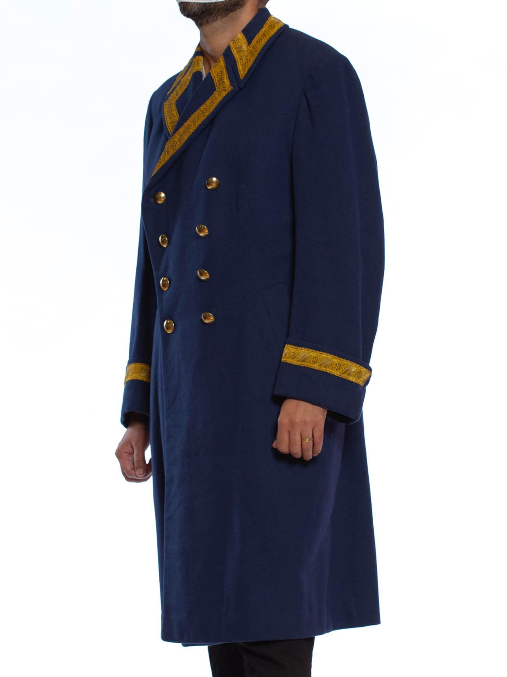 1970S Navy Wool Men's Double Breasted Military Coat With Gold Trim And Brass Bu In Excellent Condition For Sale In New York, NY