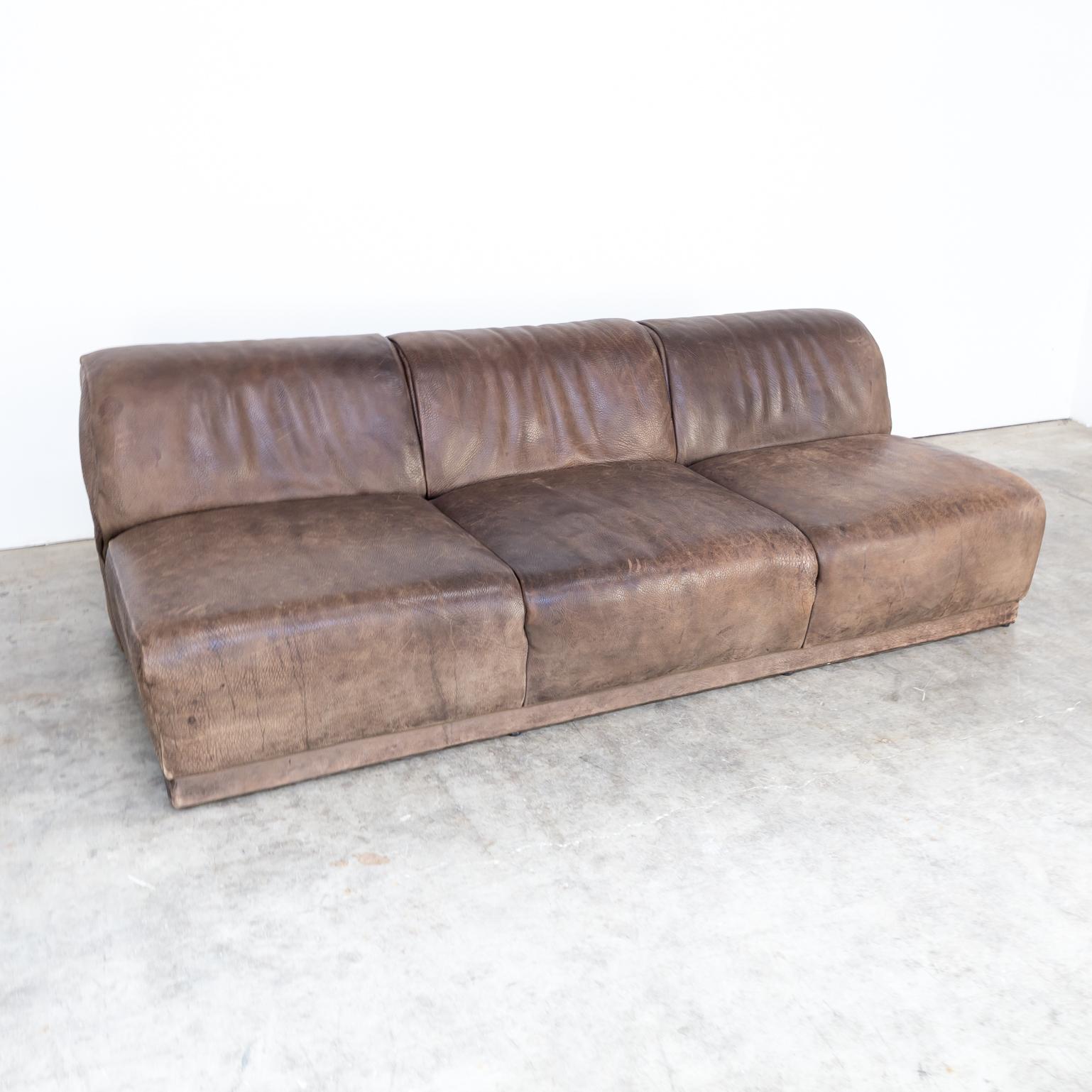 1970s Neck Leather Sofa in the Style of De Sede For Sale 3