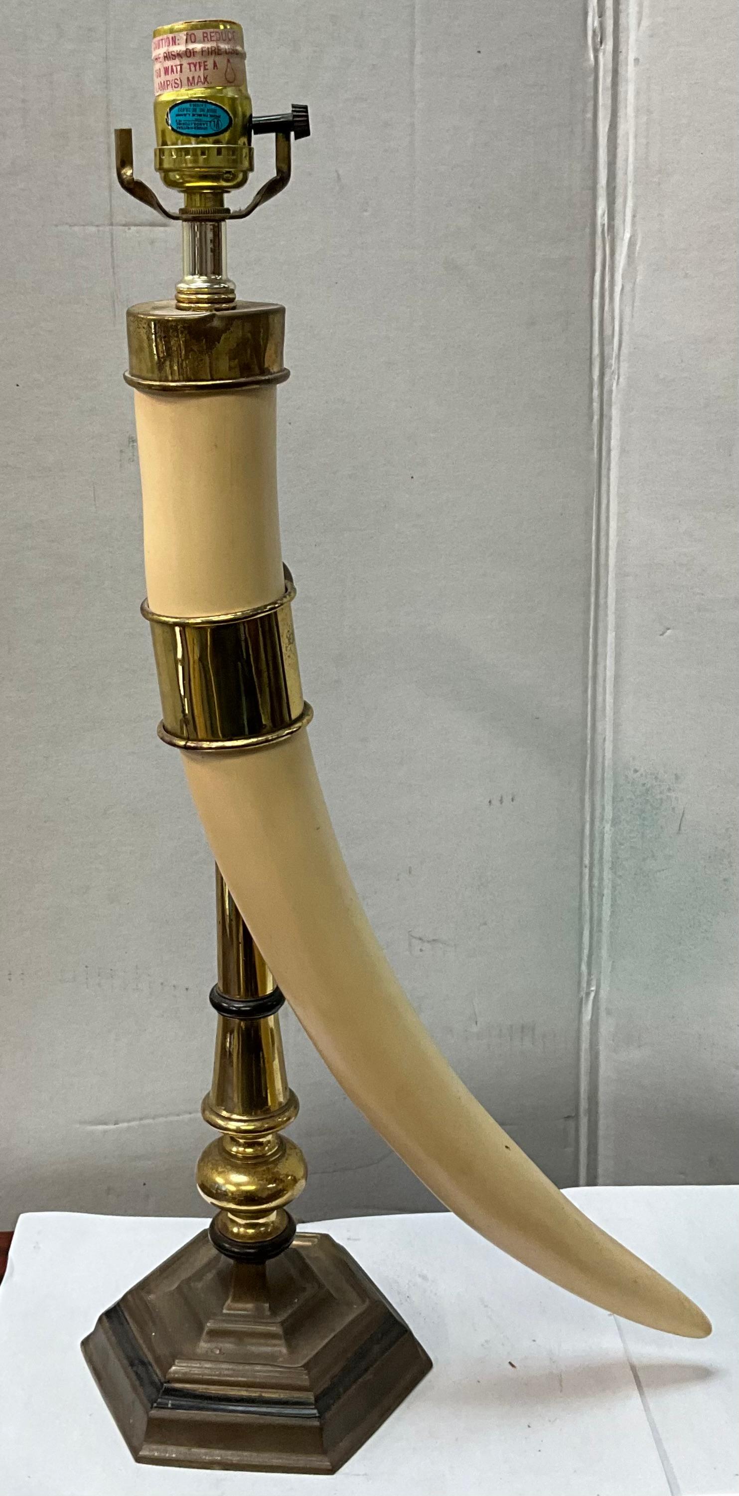 1970s Neo-Classical Style Faux Horn & Brass Table / Desk Lamp By Chapman  For Sale 1