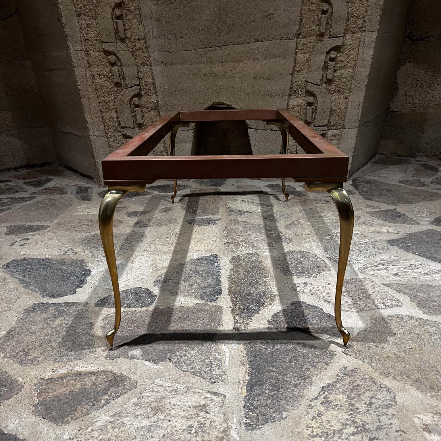 American 1970s Neoclassical Brass Coffee Table Cabriole Legs Mastercraft For Sale