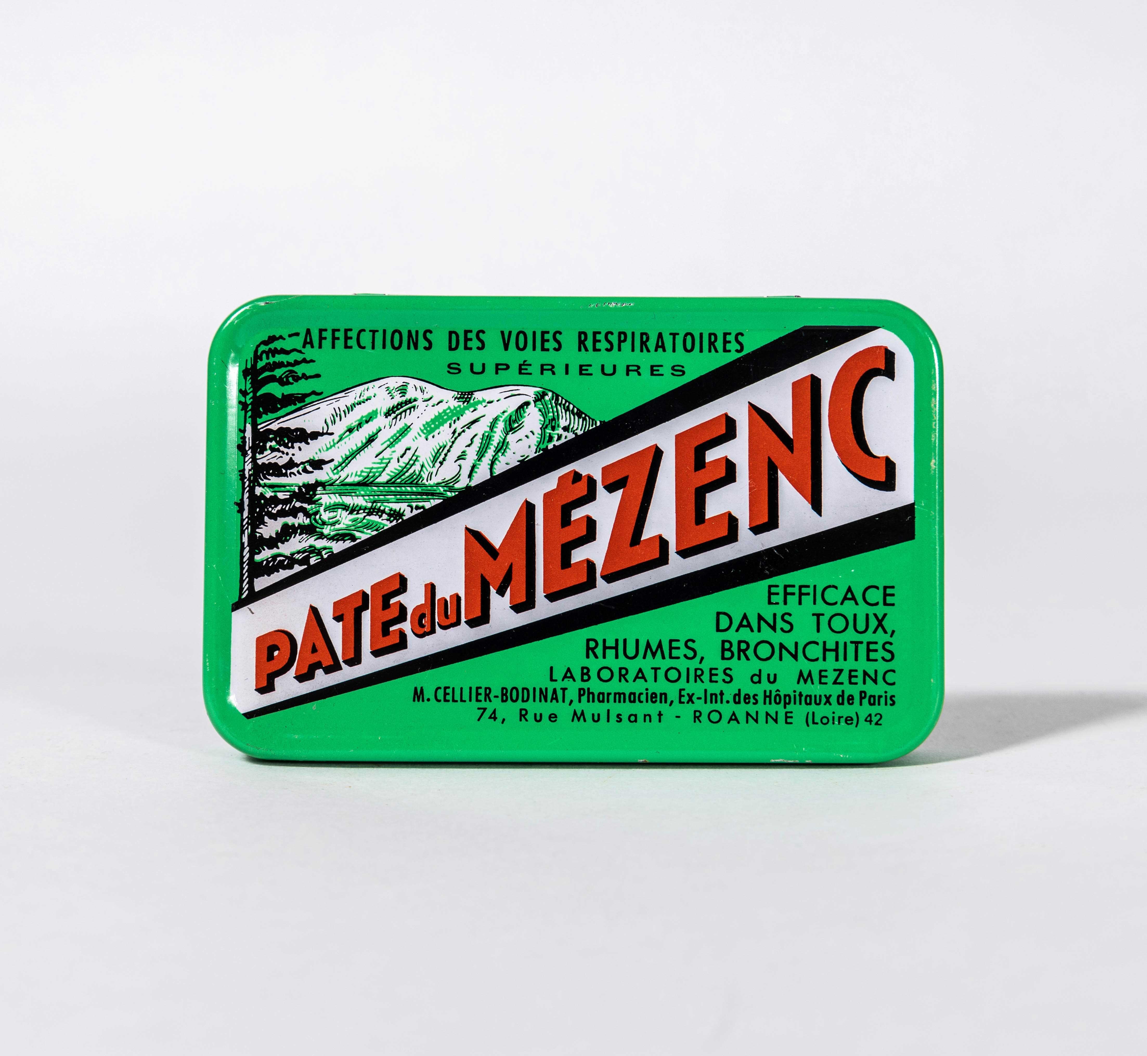 1970's New Old Stock Pharmacy Tins - Pate Du Mezenc - Gran Cantidad Disponible en Bueno estado para la venta en Hook, Hampshire