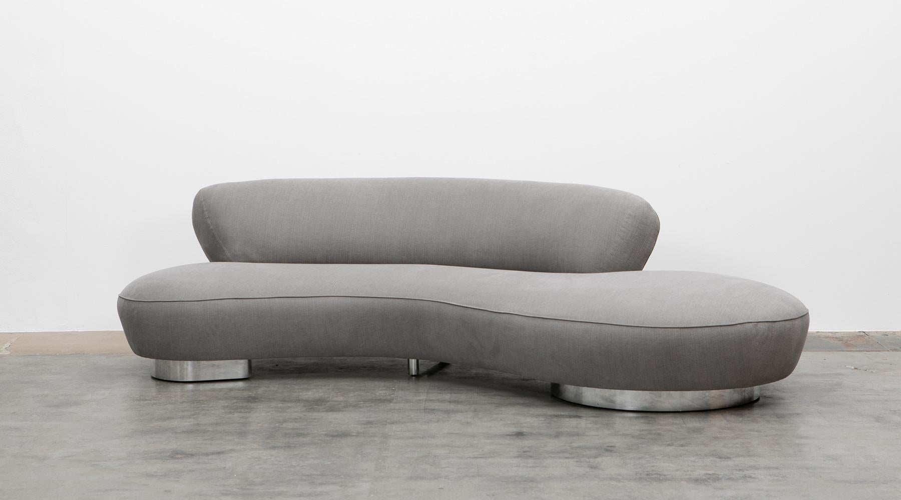 Sofa, new upholstery in high-quality fabric, USA, 1978.

'Long Island' sofa by German-born American Vladimir Kagan. Manufactured for Club House Italia as part of their New York Collection. Kagan has made himself a name through his extravagant