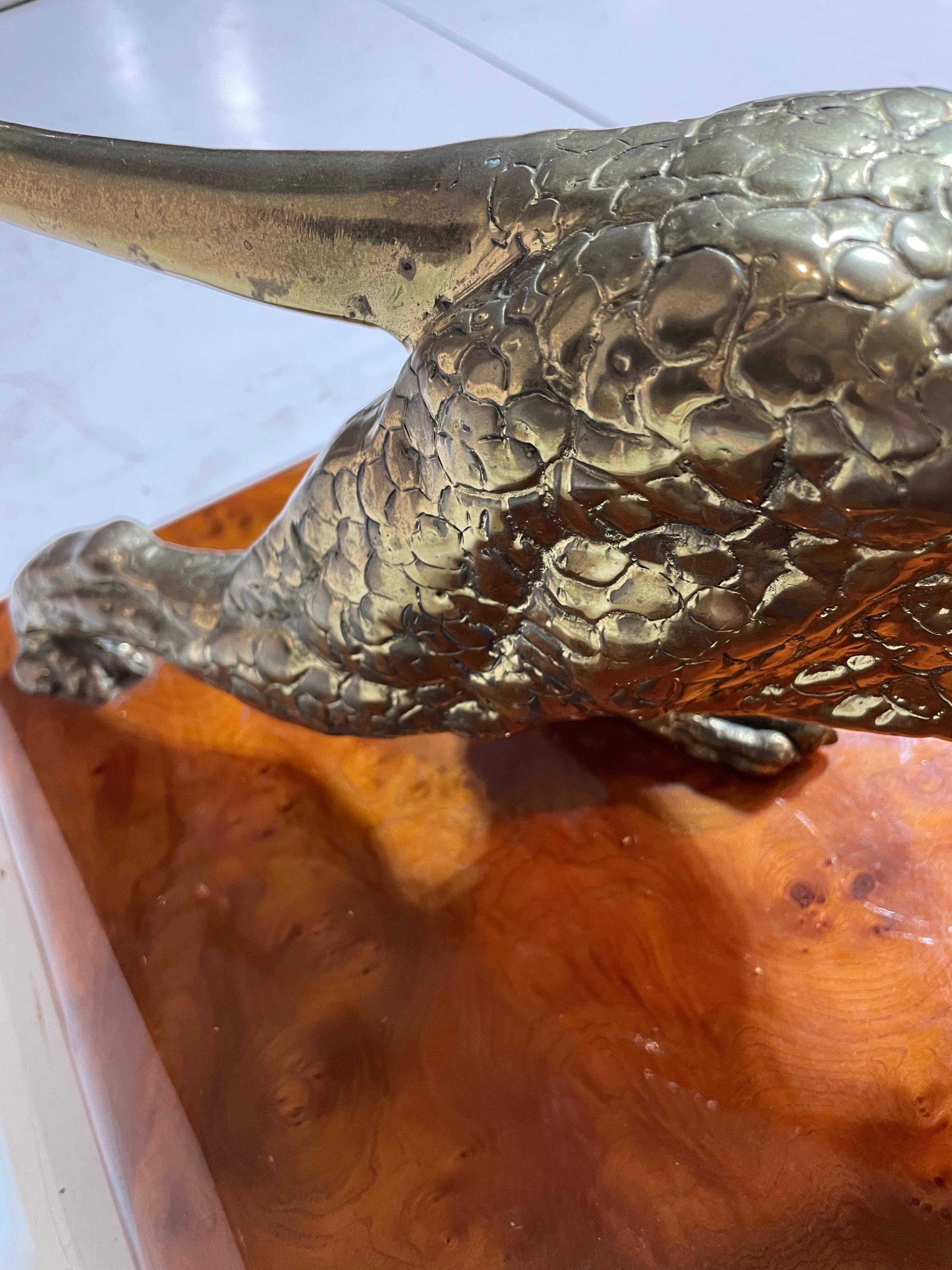Table basse italienne Nicola Voci des années 1970 avec paire d' Jaguars en bronze en vente 4