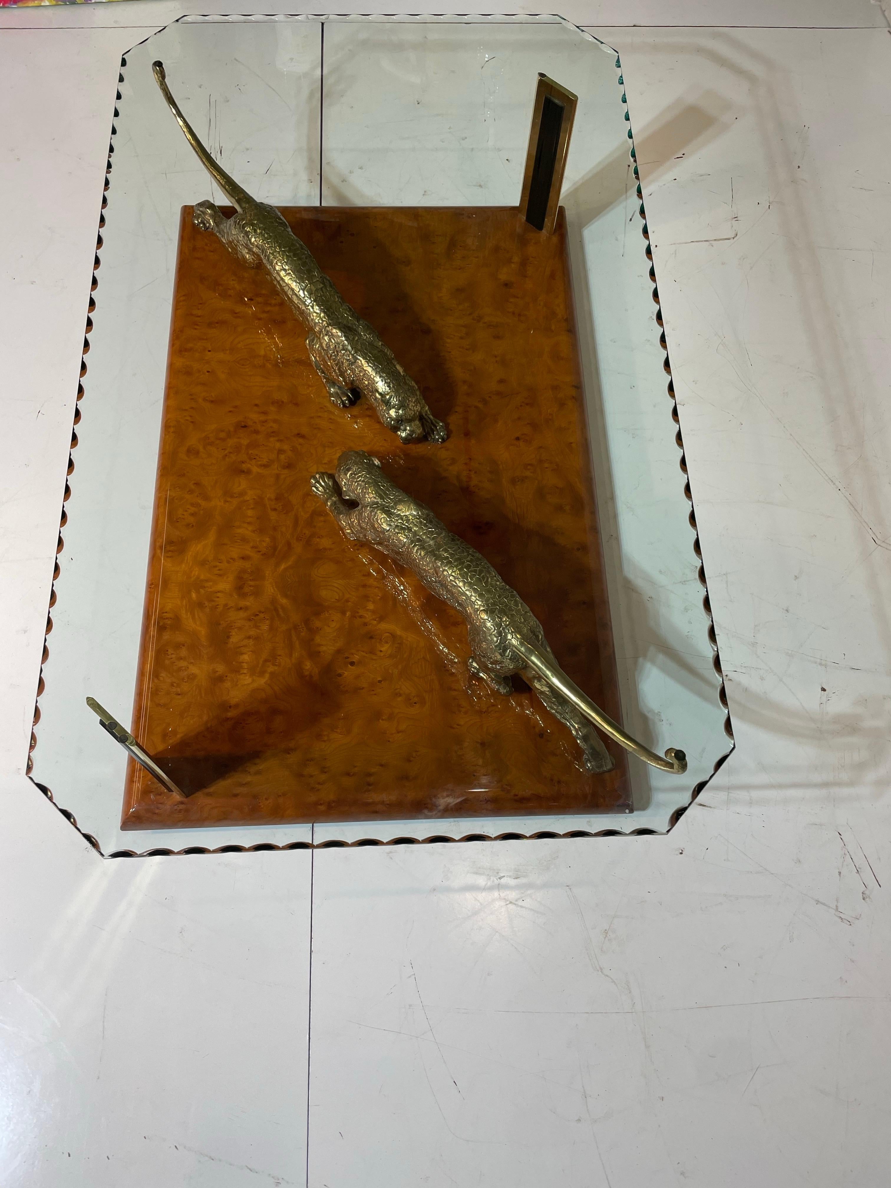Table basse italienne Nicola Voci des années 1970 avec paire d' Jaguars en bronze en vente 7