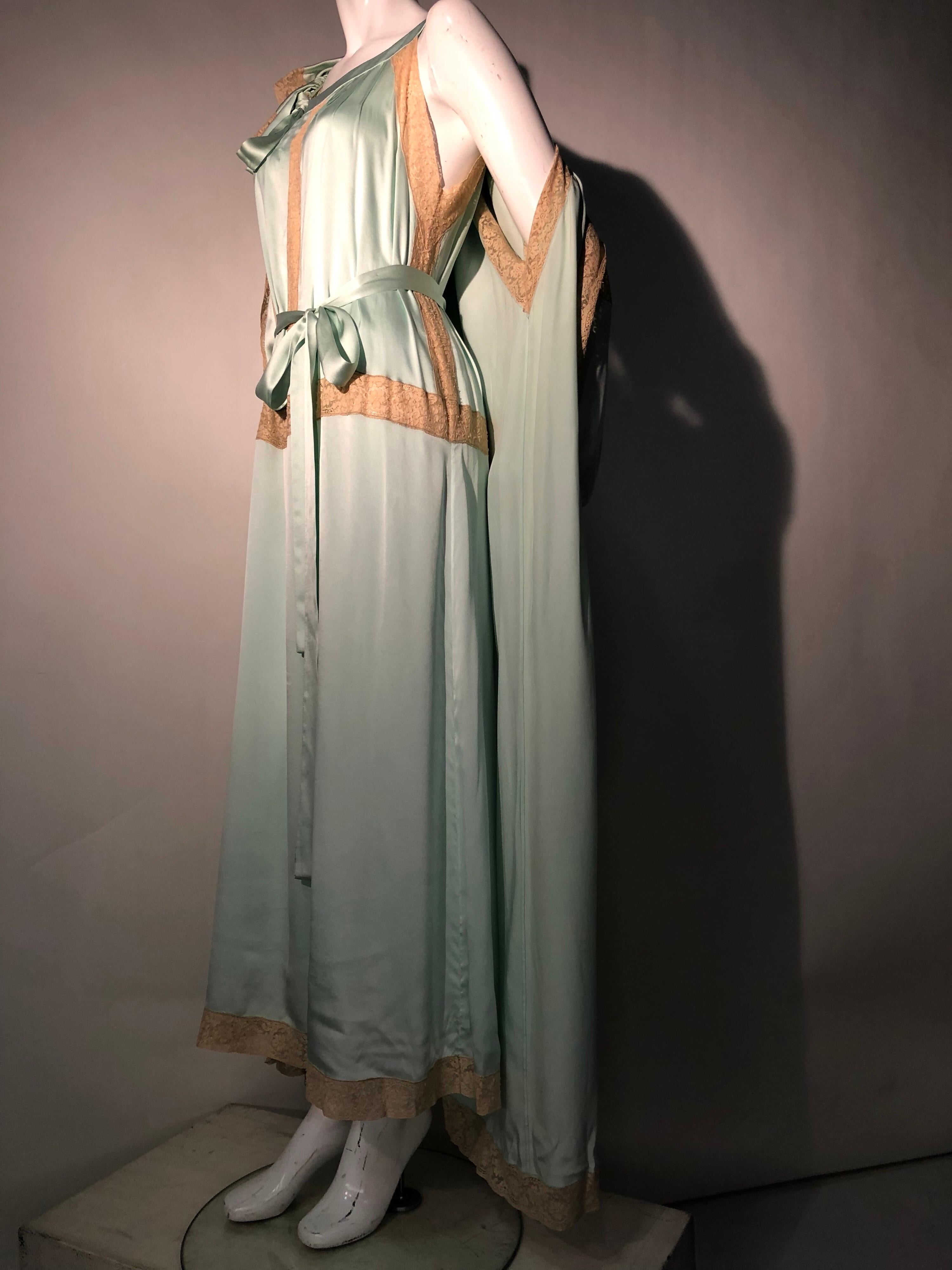 1970s Nina Ricci Mint Green Silk Charmeuse & Ecru Lace 2 Piece Peignoir Set 5