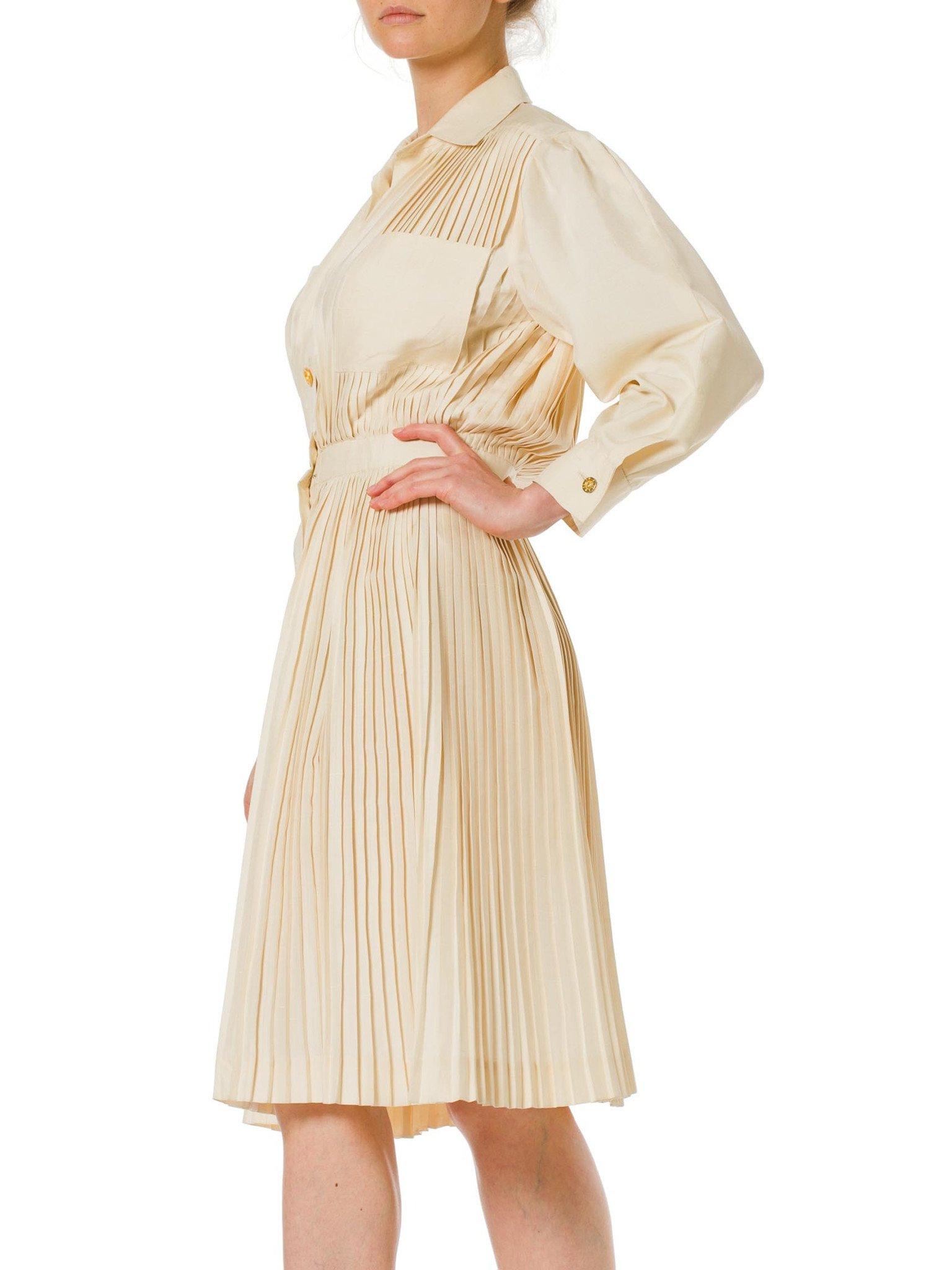 1970S NINA RICCI Ivory Silk Pleated Long Sleeve Shirt Dress In Excellent Condition In New York, NY