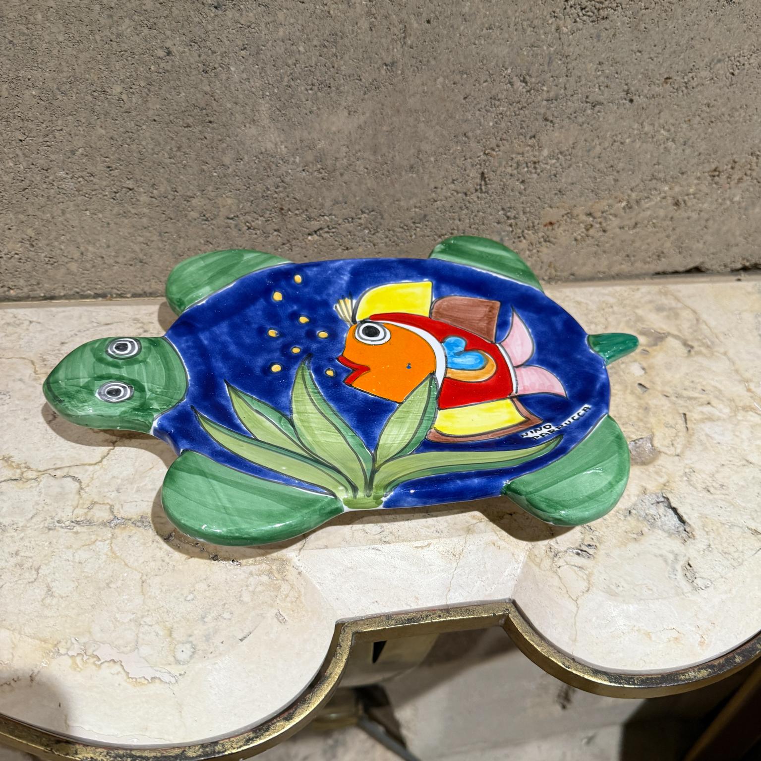 1970s Nino Parrucca Italian Pottery Hand Painted Plate Sicily For Sale 3