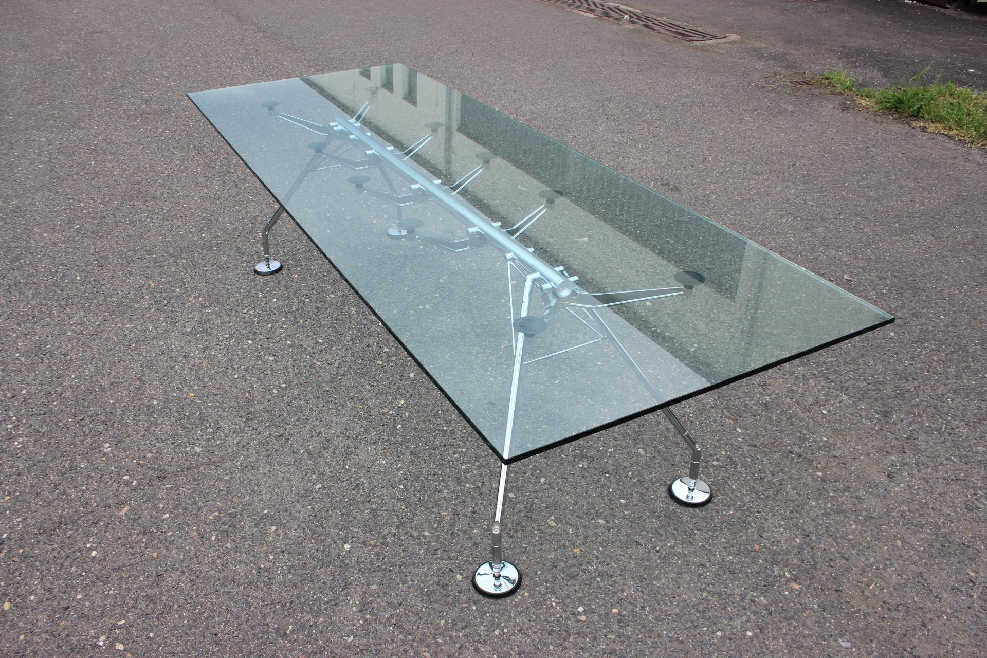 Italian 1970s Norman Foster Large Glass Table Model Nomos  for Tecno, Italy For Sale