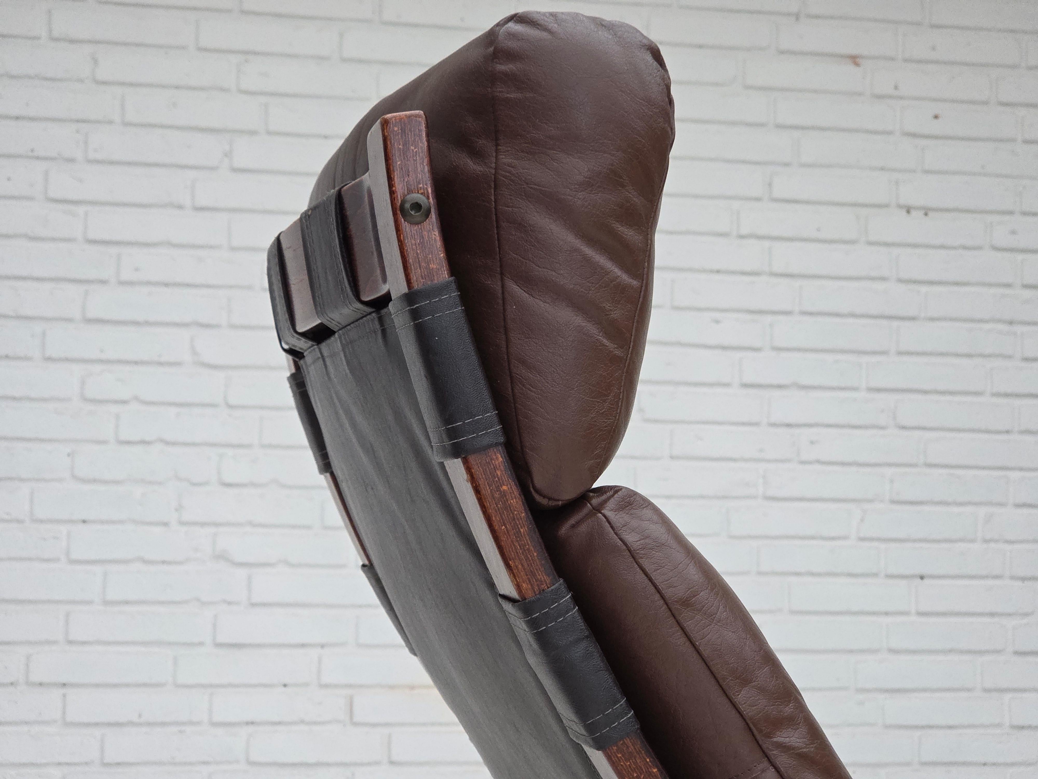 Années 1970, Design/One norvégien par Erde & Nordhal Solheim, chaise longue, modèle 