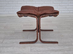 1970s, Norwegian design by Ingmar Relling for Westnofa, "Siesta" footstool.