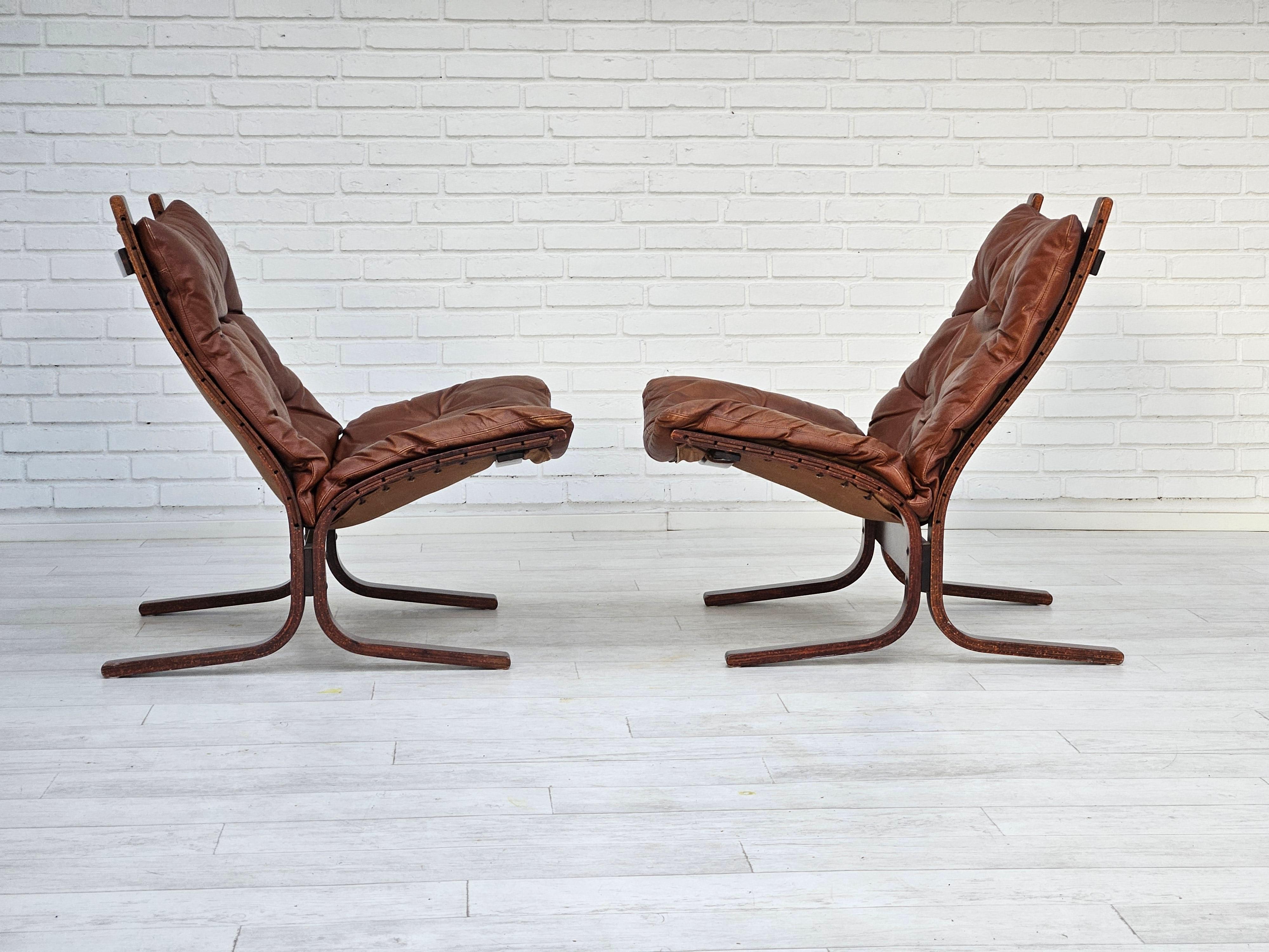 Années 1970, design norvégien d'Ingmar Relling, modèle Siesta, paire de deux chaises, o Bon état à Tarm, 82