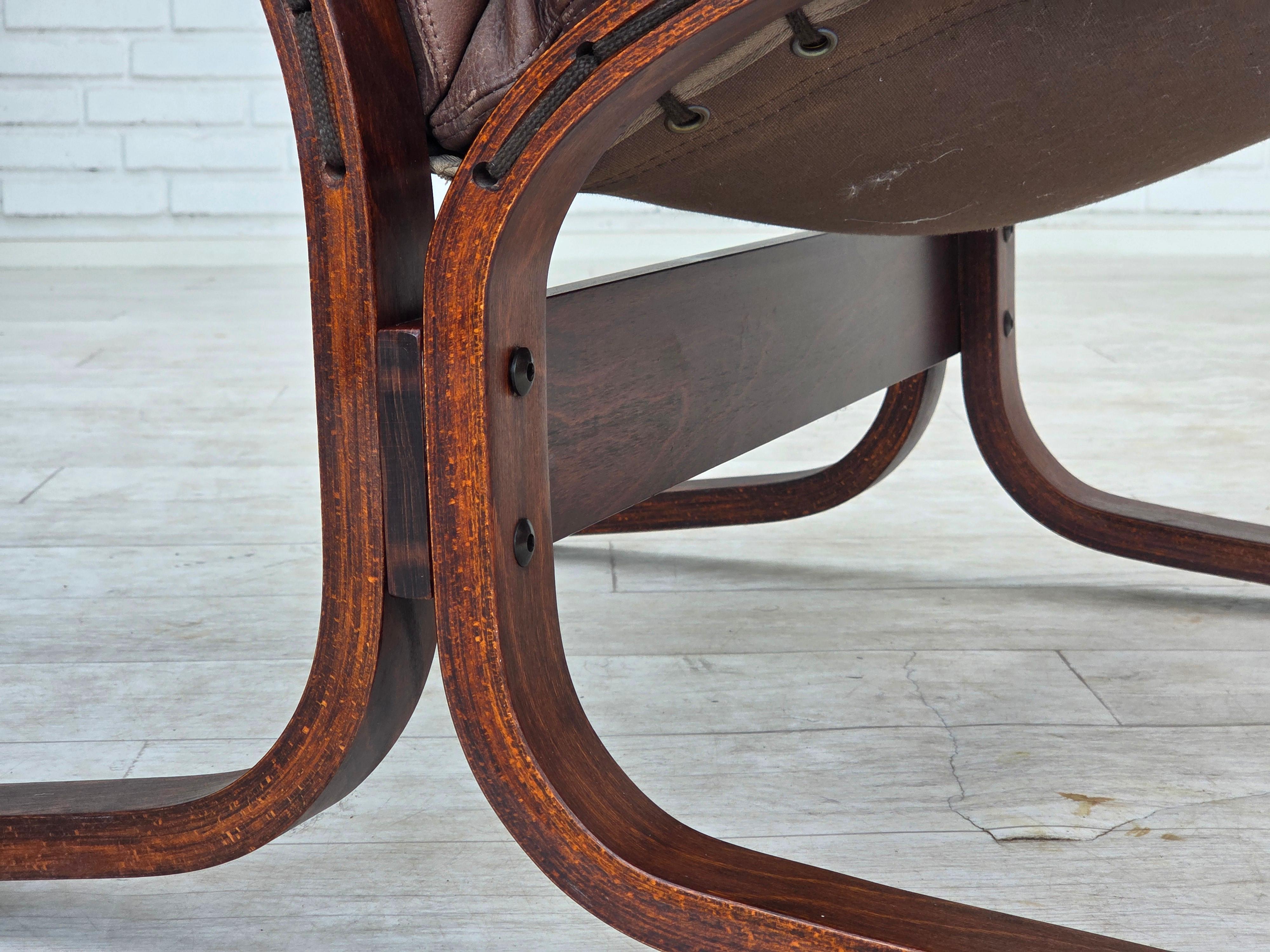 Anni '70, design norvegese di Ingmar Relling, modello 