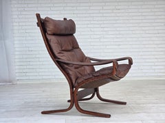 1970s, Norwegian design by Ingmar Relling, model "Siesta" with armrests.