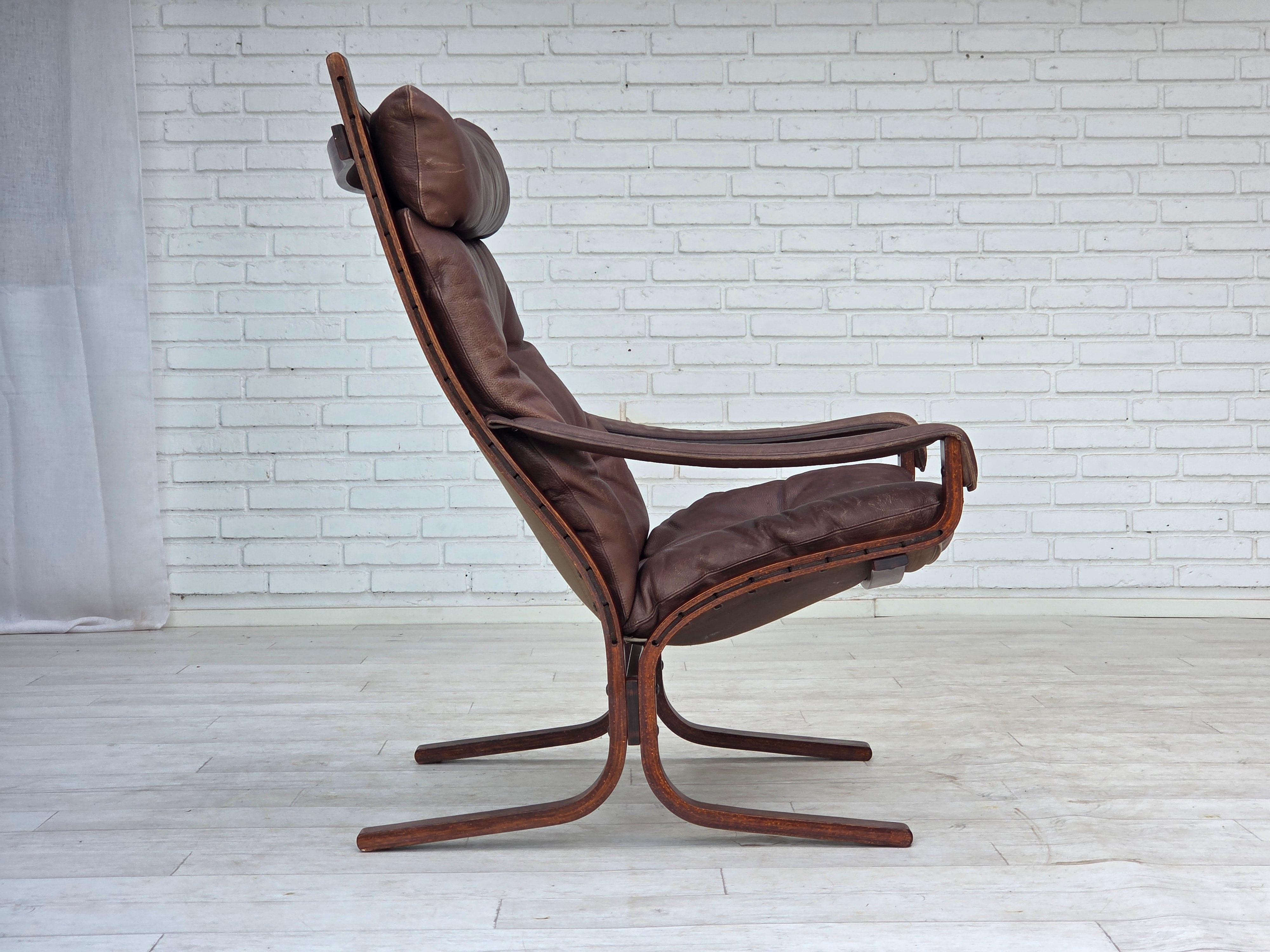 Scandinavo moderno Anni '70, design norvegese di Ingmar Relling, modello 
