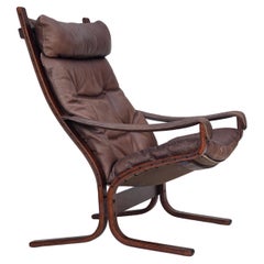 1970s, Norwegian design by Ingmar Relling, model "Siesta" with armrests.
