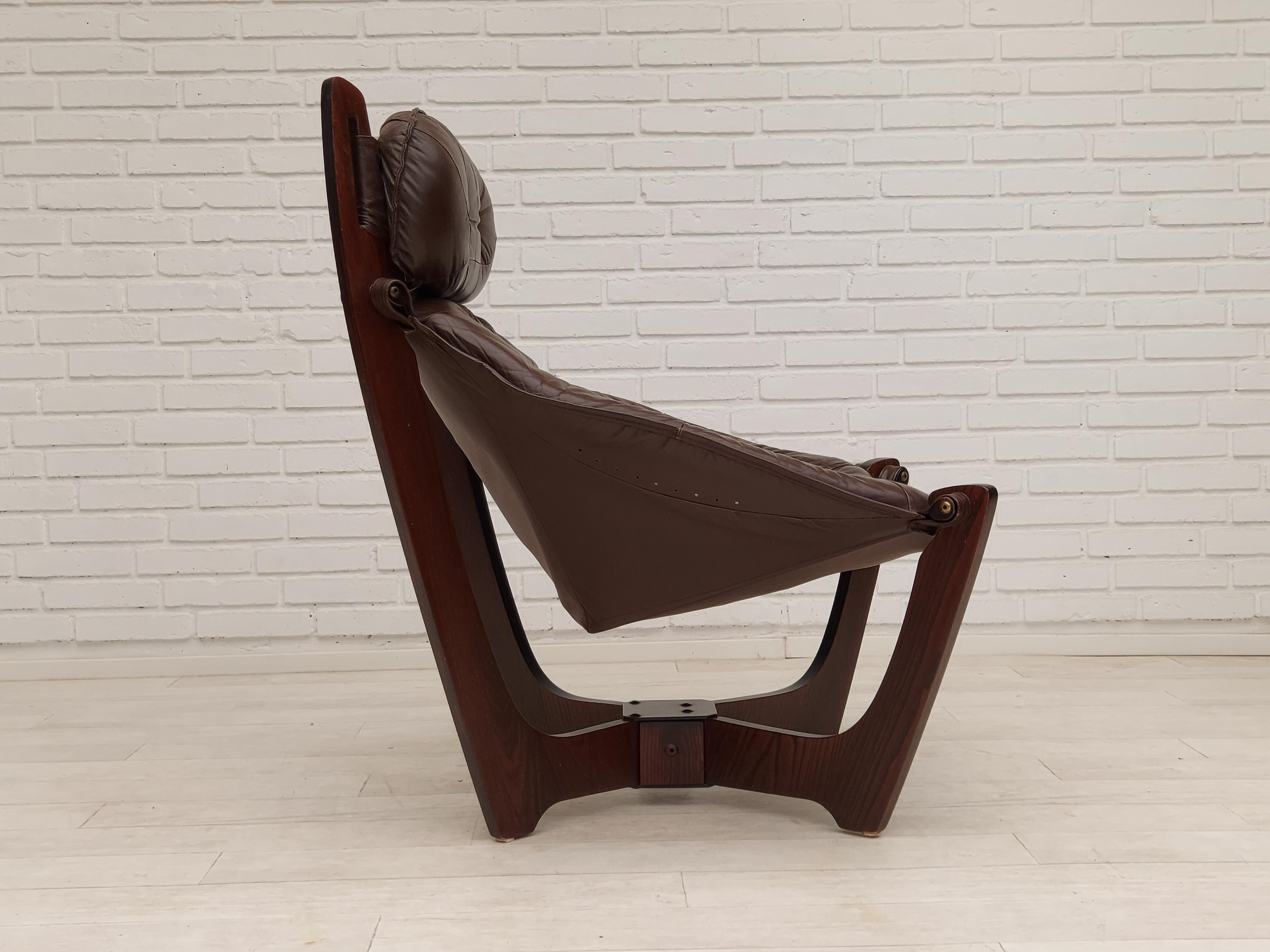 Scandinave moderne Années 1970, design norvégien d'Odd Knutsen pour Hjellegjerde Møbler, modèle 