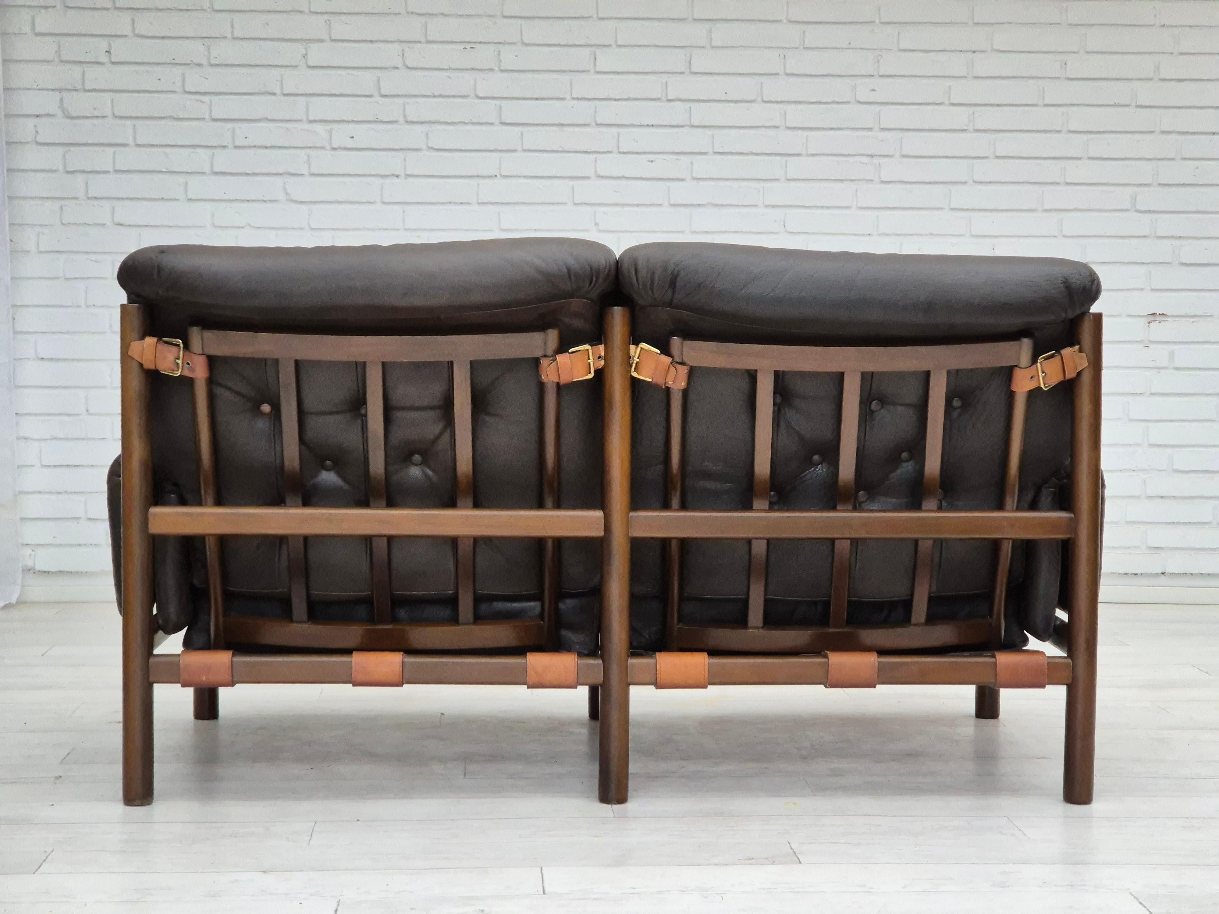 Leather 1970s, Norwegian design, Ivar Opsvik for Bruksbo Norway, 2 seater Safari sofa. For Sale
