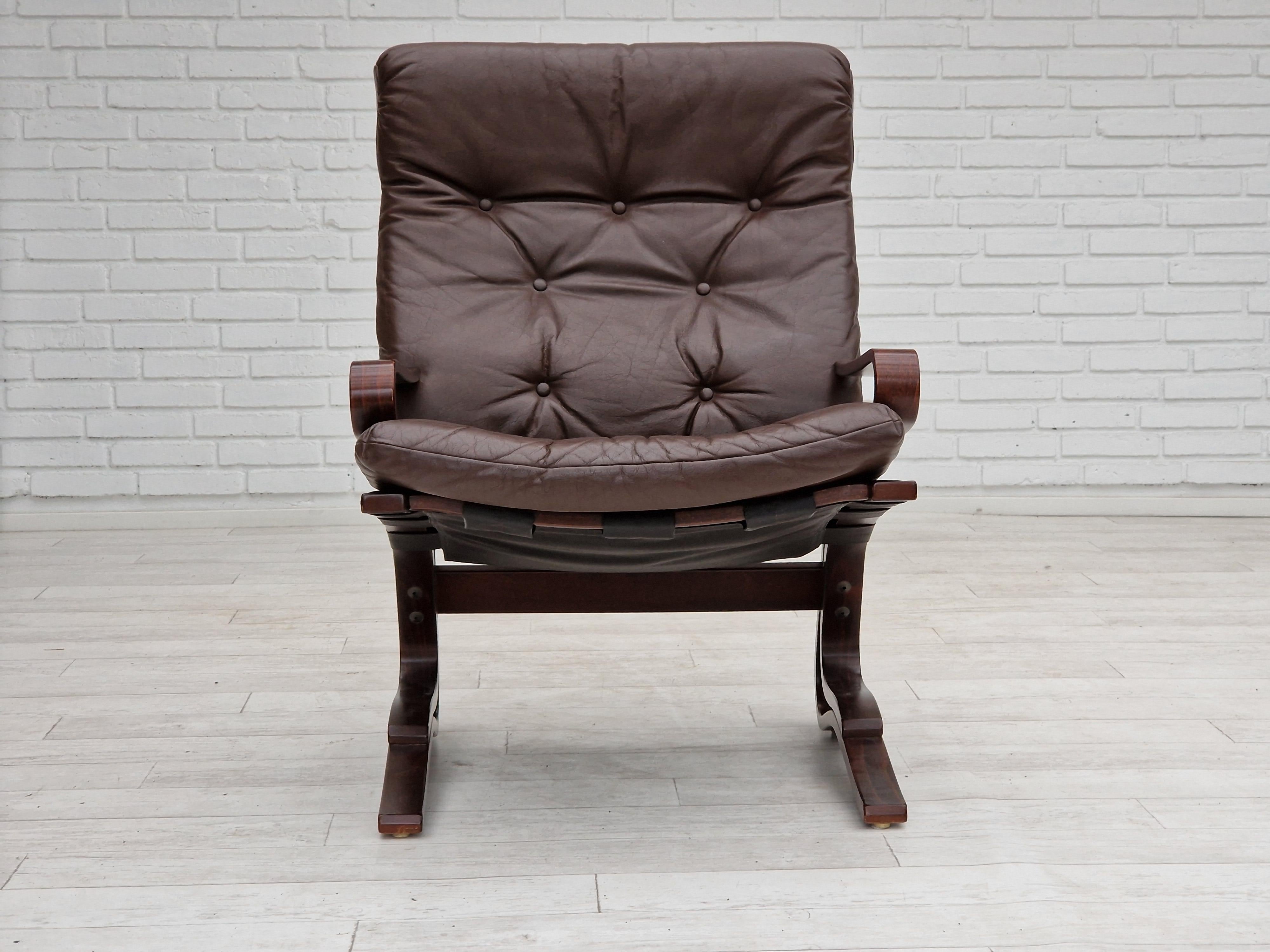 norwegian leather chair