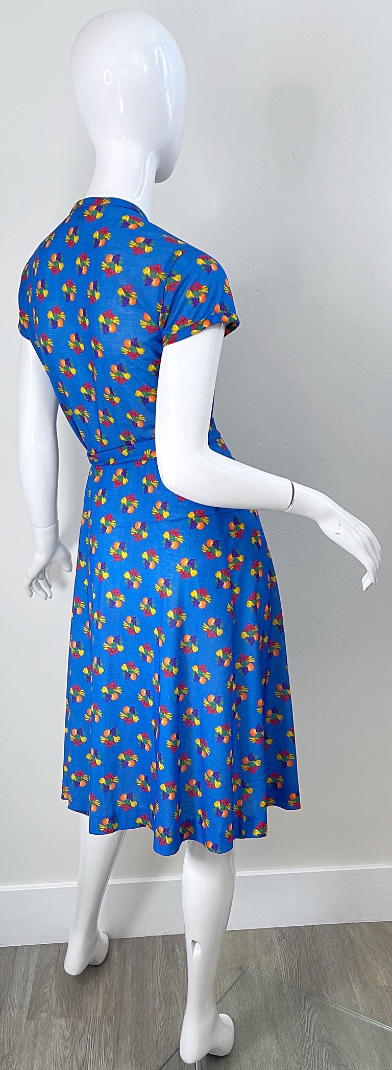 1970s Novelty Fruit Print Blue Multi Color Vintage 70s Stylish V Neck Wrap Dress For Sale 8