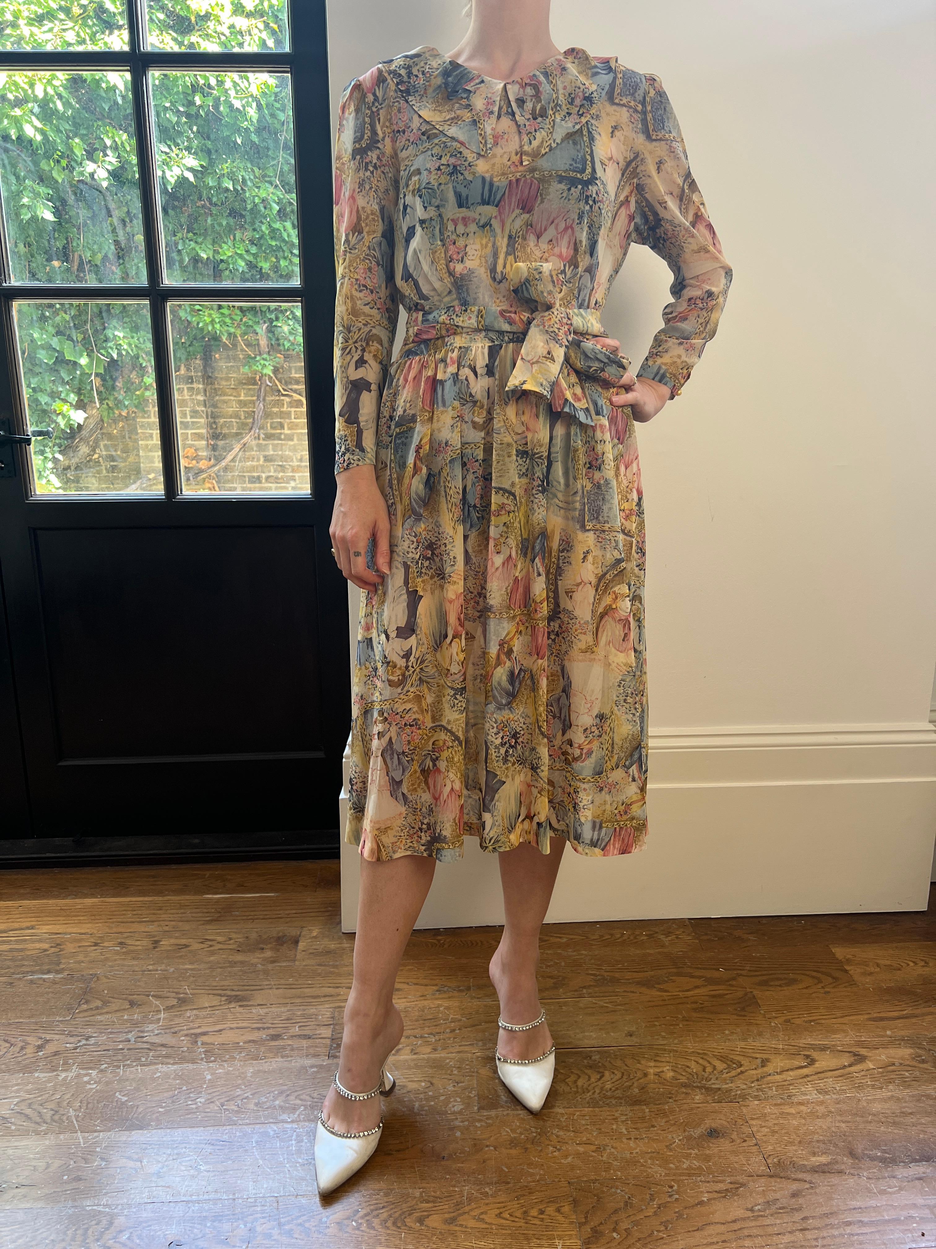 1970s Novelty Printed Chiffon Pastel Shade Dress With Sash Belt For Sale 2
