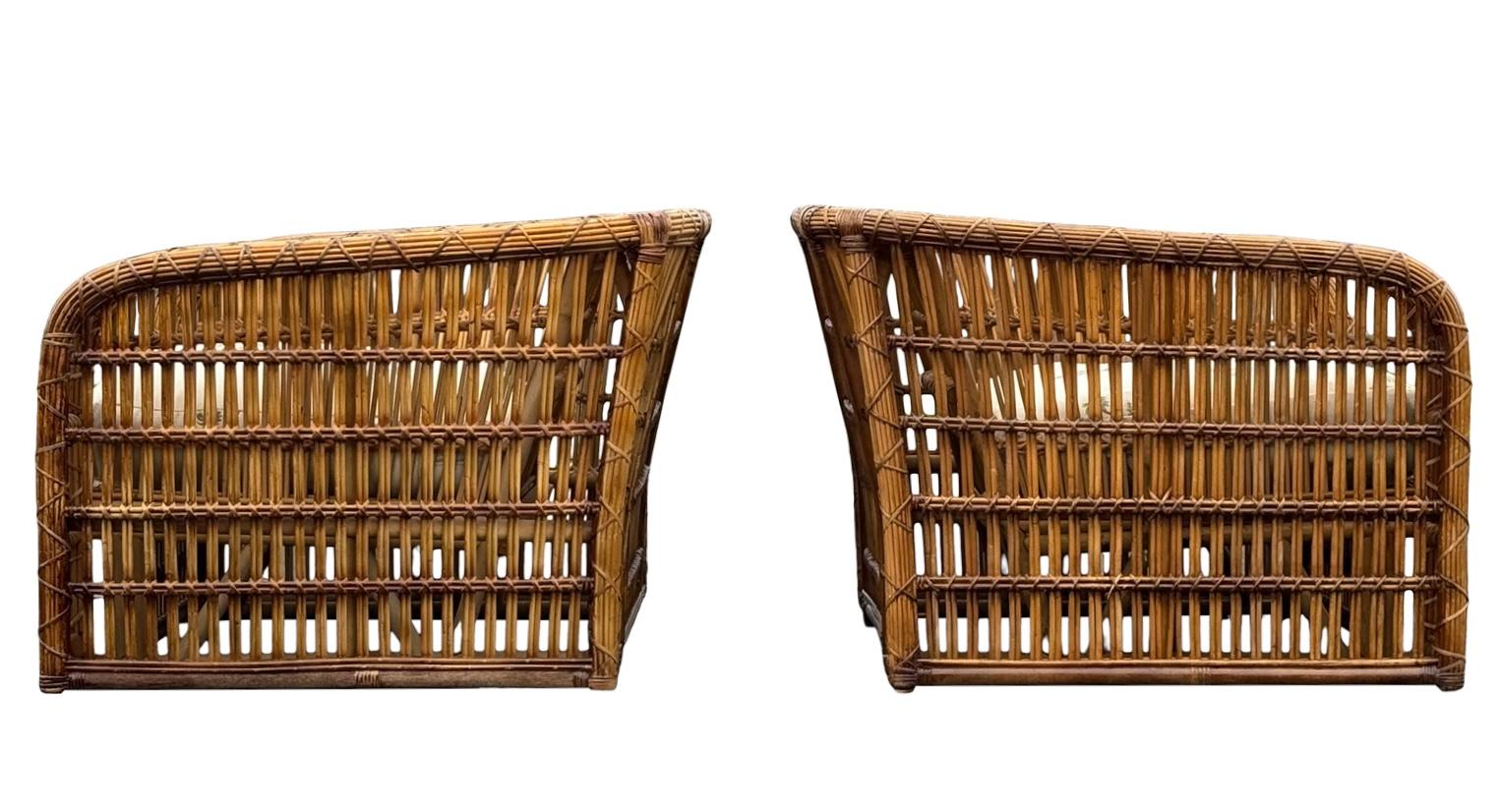 Sillas de bambú O-Asian Oversized Cubed Rattan Club de los años 70 Bohemio en venta