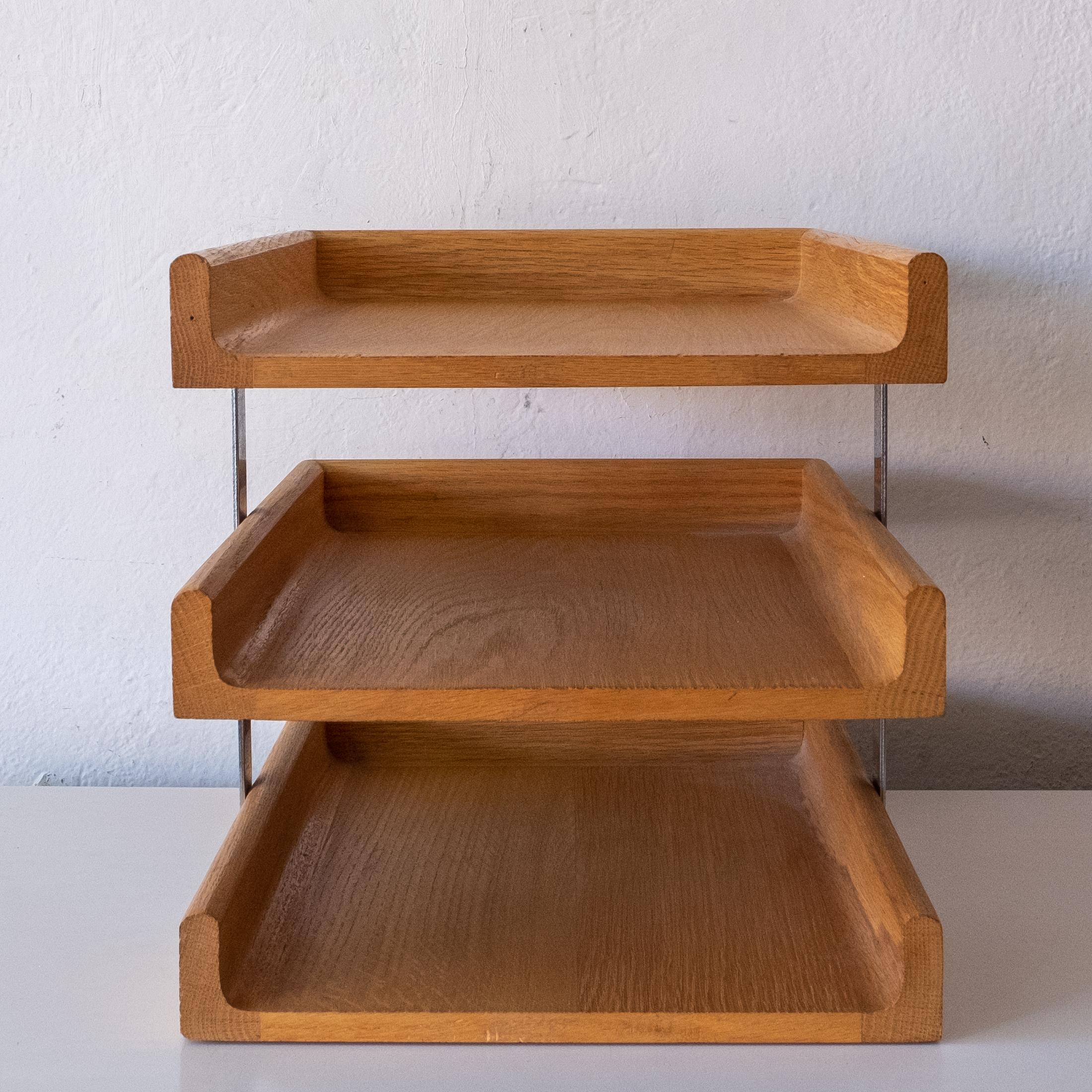 Late 20th Century 1970s Oak and Chrome Peter Pepper Letter Tray and Mail Holder For Sale