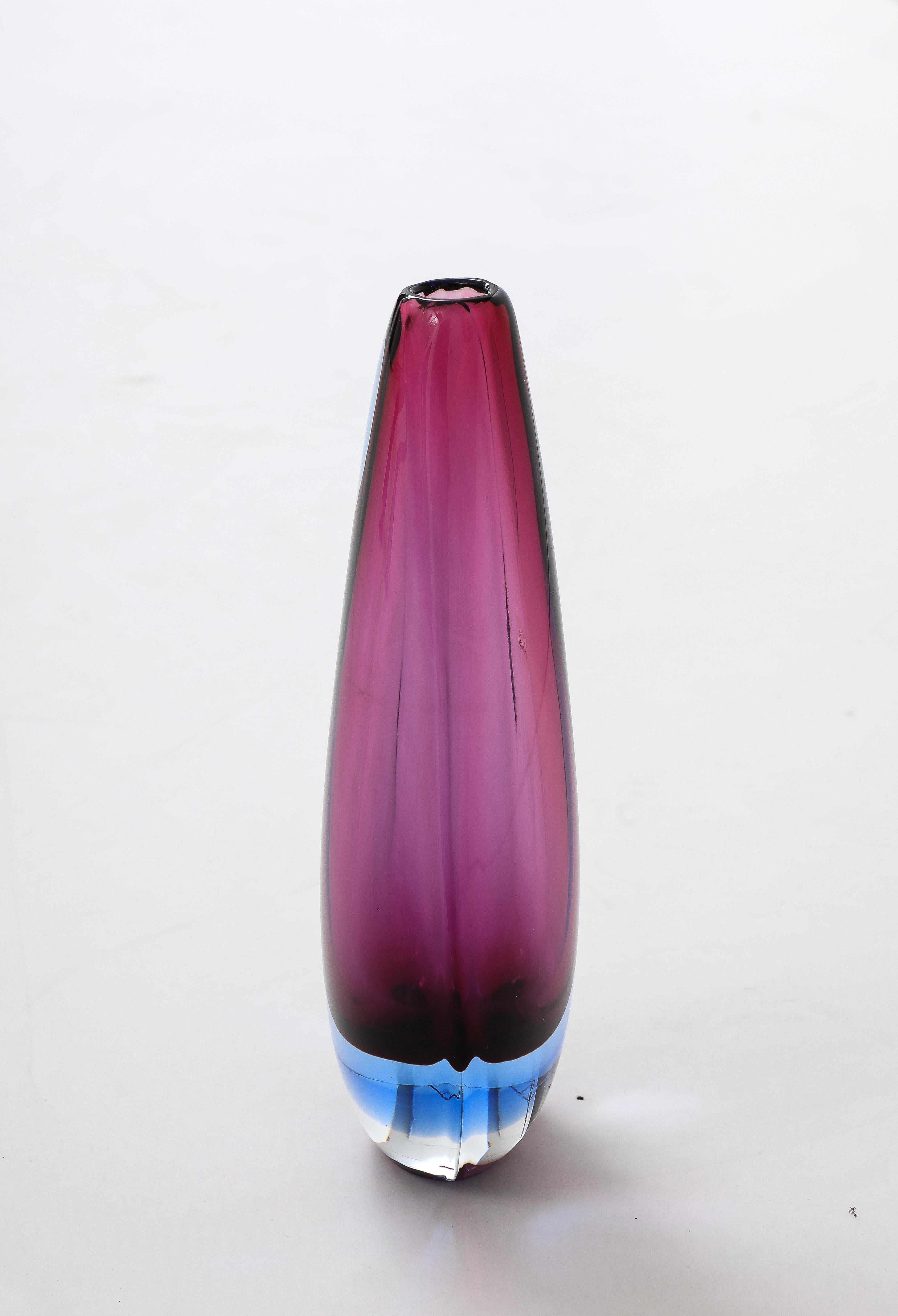 Mid-Century Modern Vase en forme de goutte d'eau de Murano des années 1970 en vente
