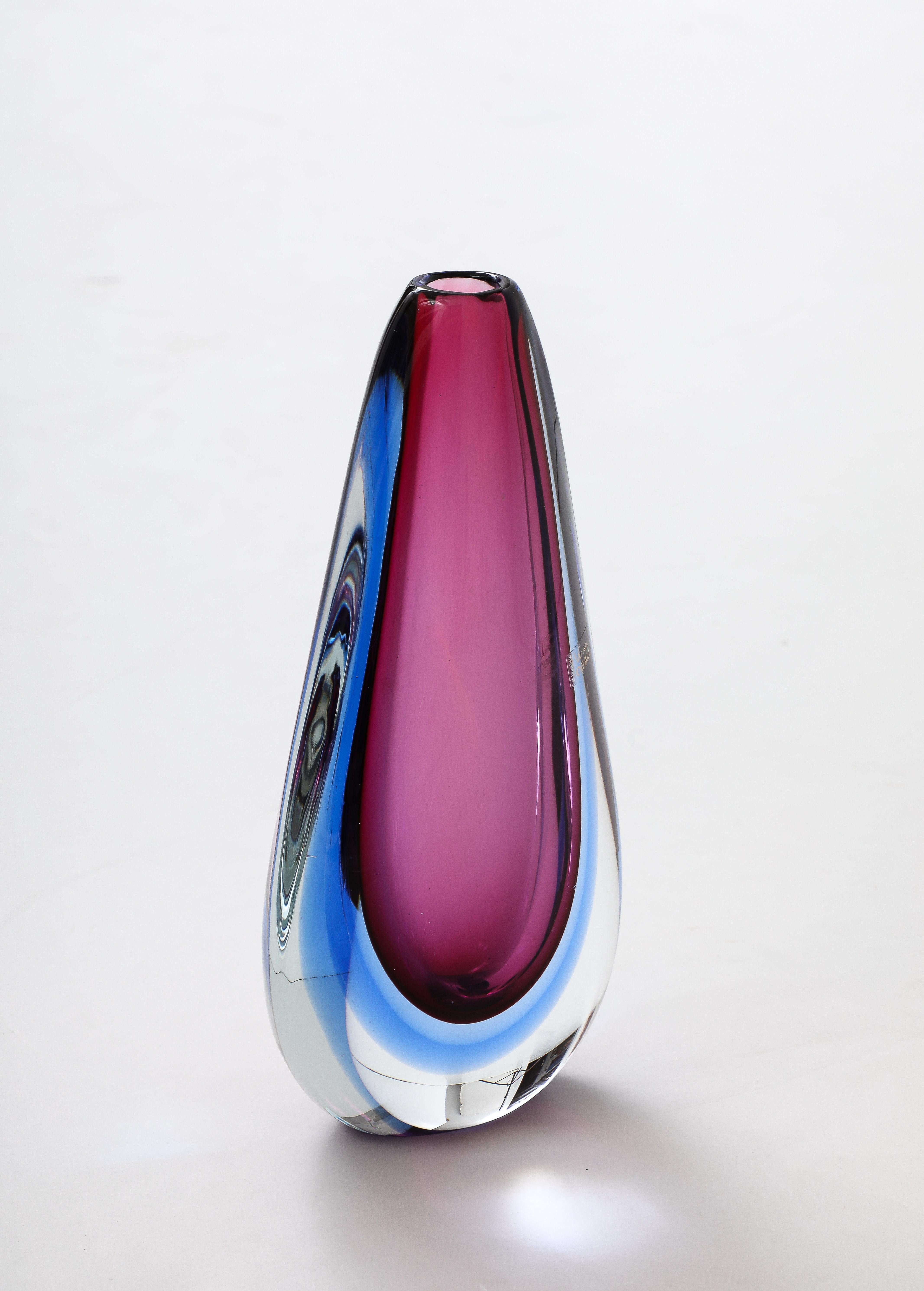 Vase en forme de goutte d'eau de Murano des années 1970 en vente 2