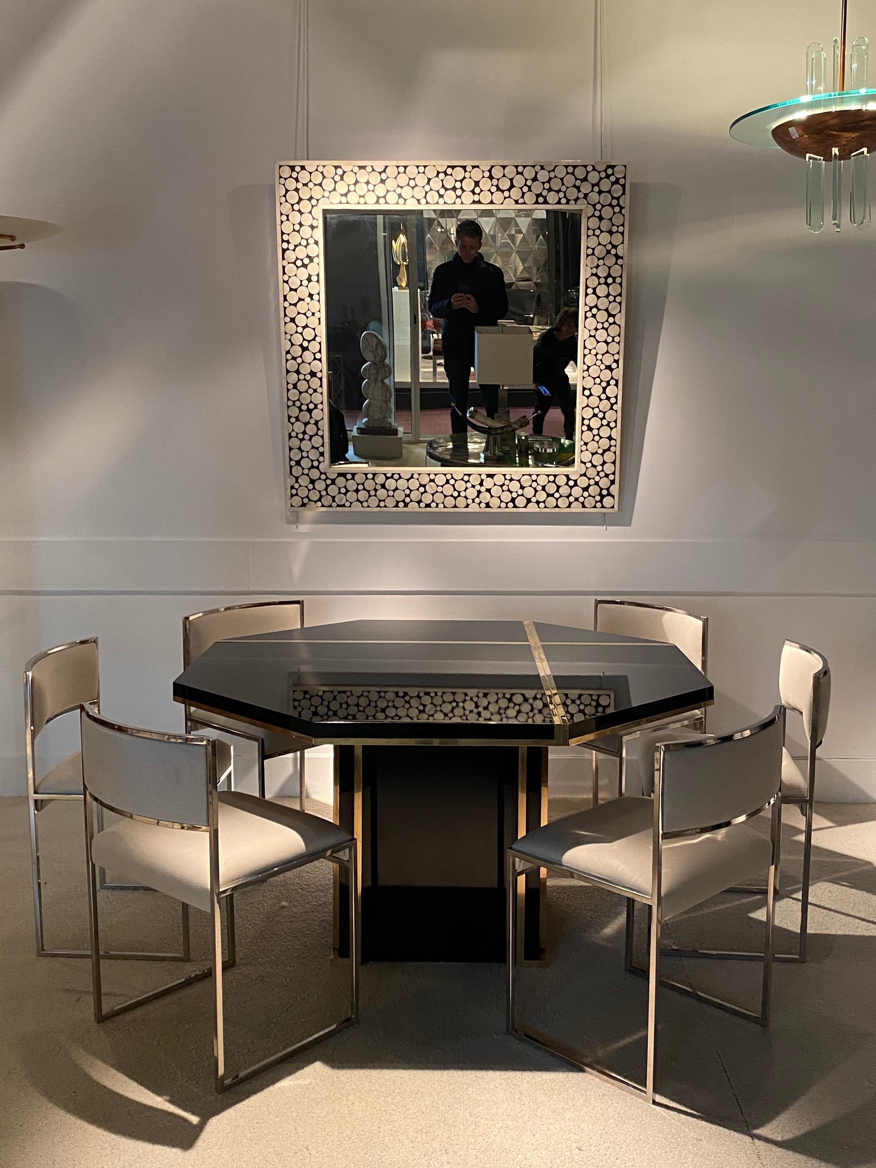 1970s Octogonal Dinning Table in Black Laquered and Brass Details 12