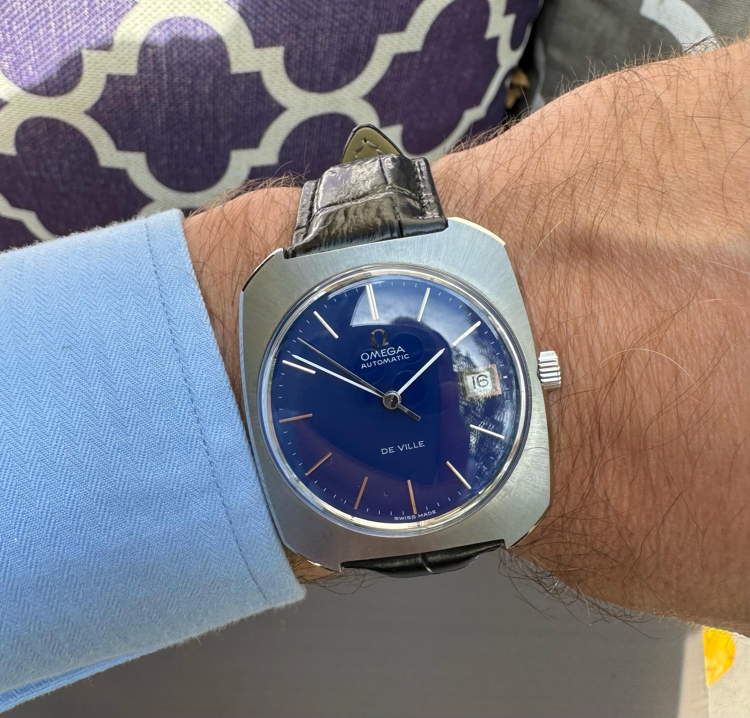 1970's Omega De Ville Mens Large Retro Dress with Navy Blue Dial - SS For Sale 4