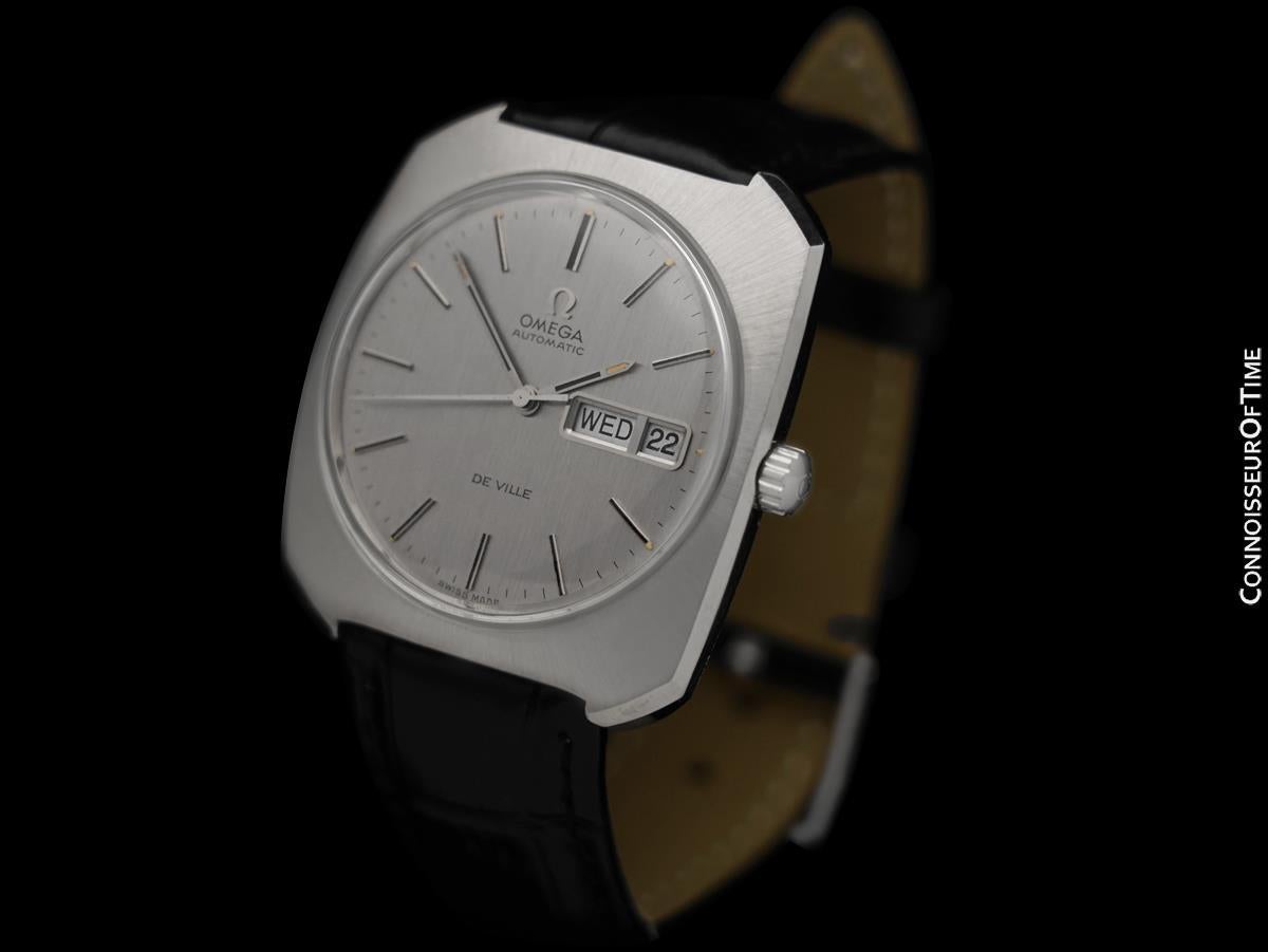 1970's Omega De Ville Vintage Large Mens Automatic Classic Retro Watch - SS Excellent état - En vente à Suwanee, GA
