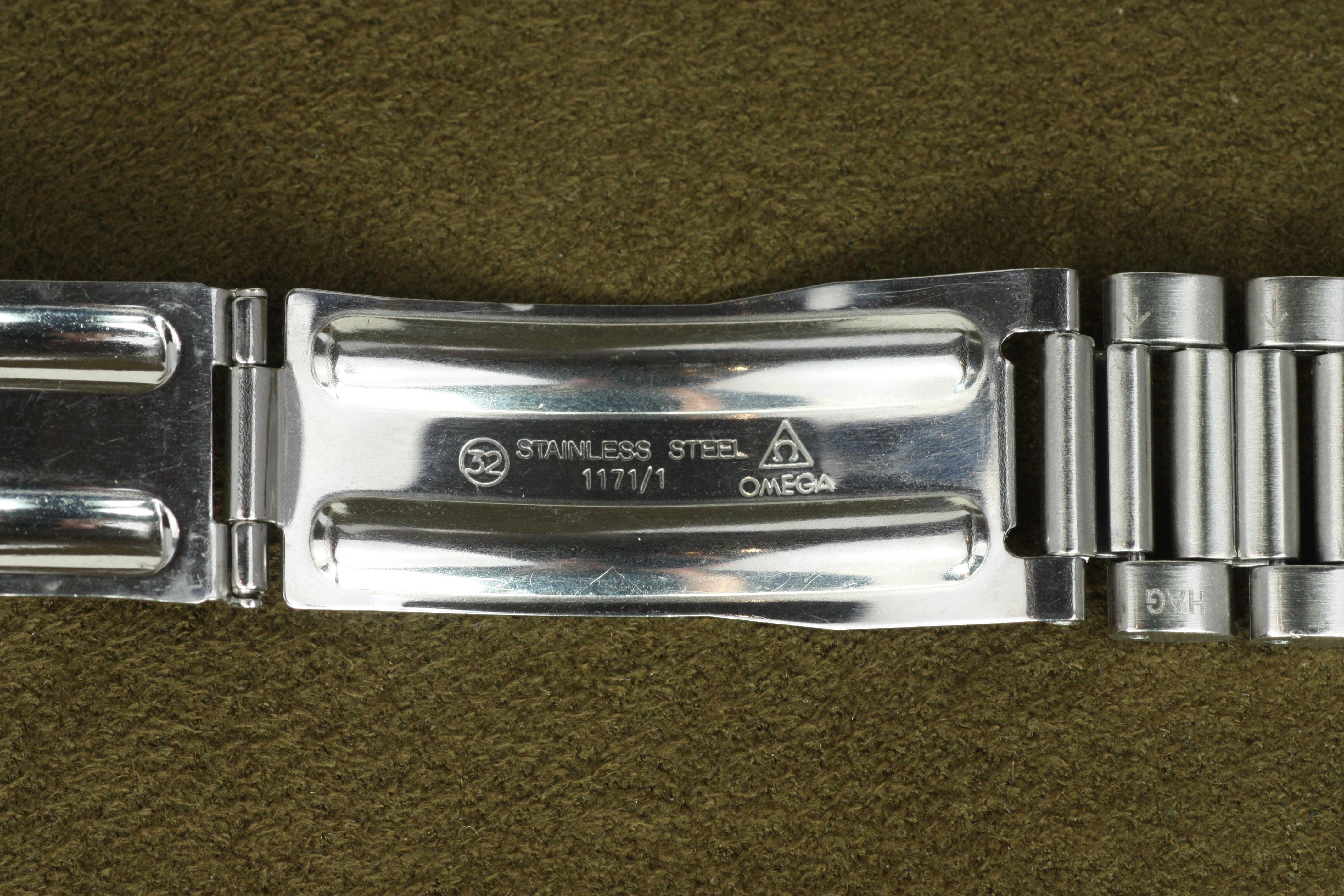 Reloj Omega Speedmaster Moon de los años 70 Primera generación Fondo de caja de escritura recta en venta 13